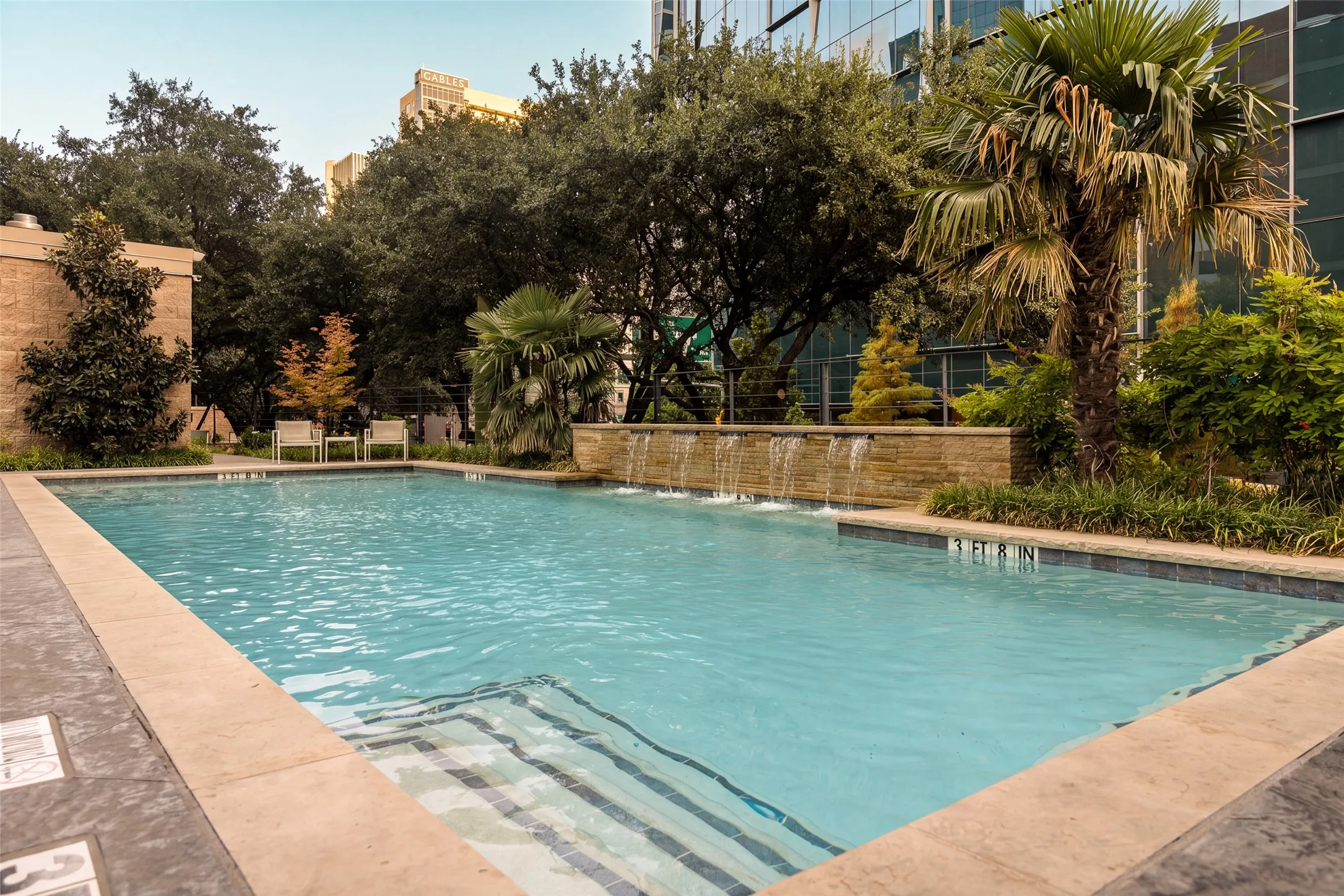 Condominium For Sale in Dallas County , 2011 Cedar Springs 305, Dallas, Texas 75201, 1 Bedroom, 2 Bathroom, 2 Garage spaces, 2,306 Sqft, built in 1999, mls#21369147, Real Estate Agent in Dallas, Homes For Sale in Dallas county, Homes For Sale in Dallas, Realtor in Dallas Texas, Real Estate Brokerage Independent Realty Texas, Luminita Cordes Realtor