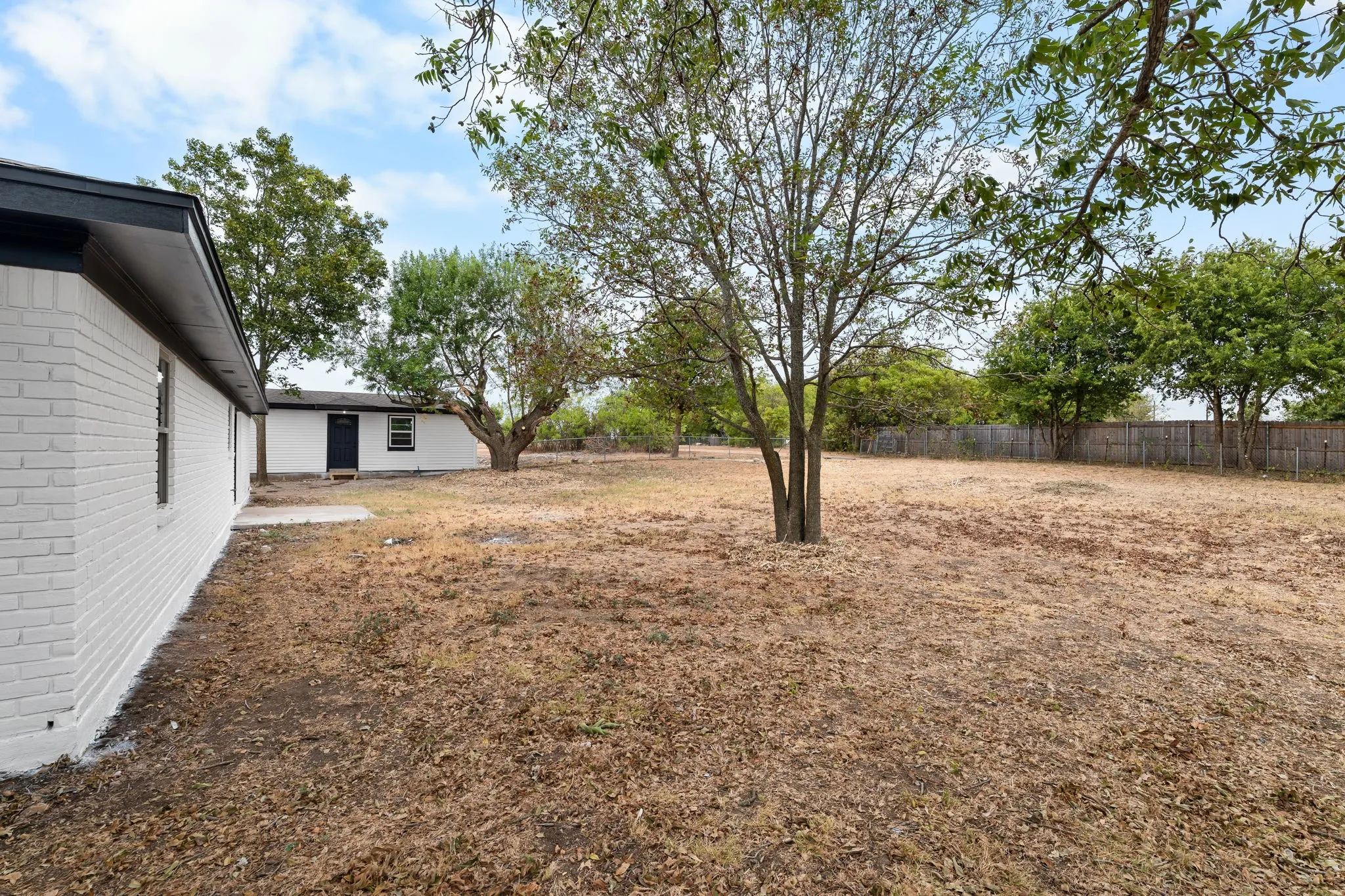 REAR OF HOME