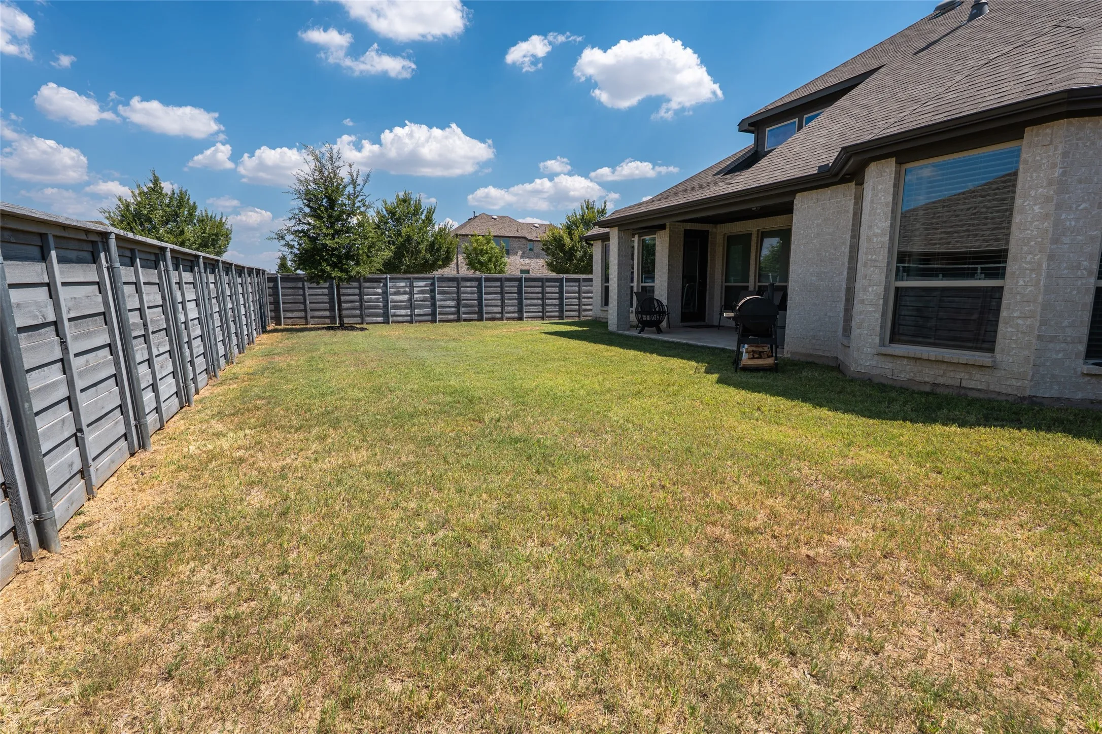 Single Family Residence For Sale in Denton County , 1025 Cottonseed Street, Little Elm, Texas 76227, 4 Bedroom, 5 Bathroom, 3 Garage spaces, 3,673 Sqft, built in 2020, mls#21377319, Real Estate Agent in Little Elm, Homes For Sale in Denton county, Homes For Sale in Little Elm, Realtor in Little Elm Texas, Real Estate Brokerage Independent Realty Texas, Luminita Cordes Realtor