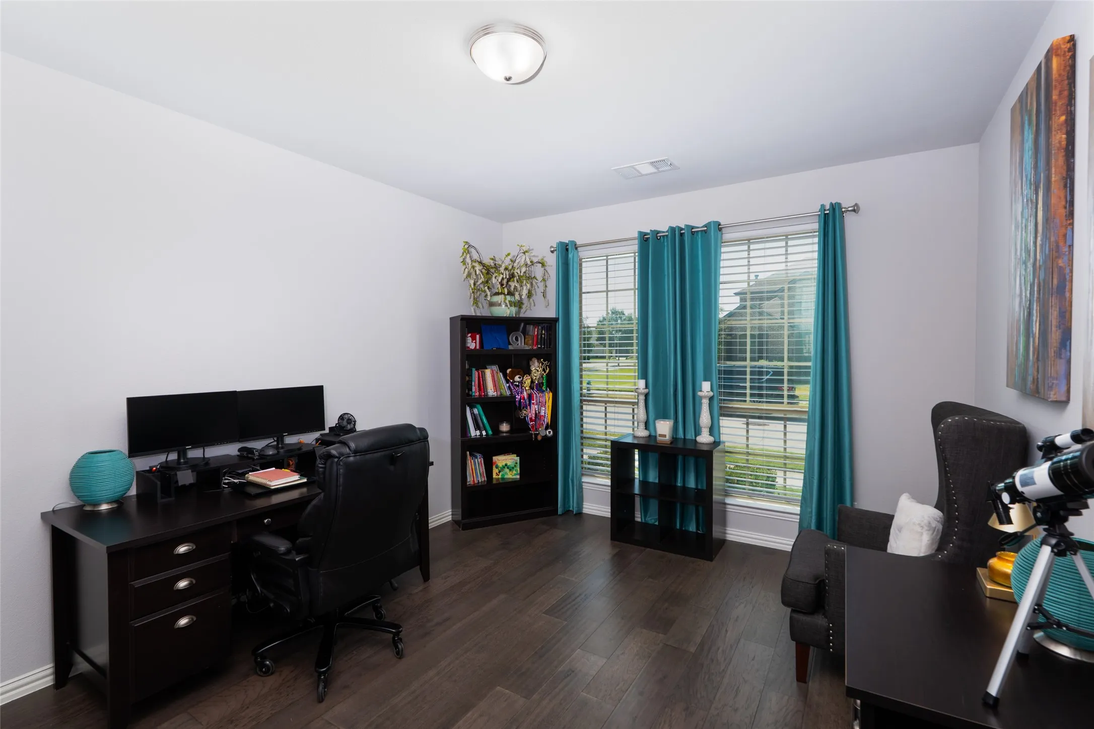 Single Family Residence For Sale in Denton County , 1025 Cottonseed Street, Little Elm, Texas 76227, 4 Bedroom, 5 Bathroom, 3 Garage spaces, 3,673 Sqft, built in 2020, mls#21377319, Real Estate Agent in Little Elm, Homes For Sale in Denton county, Homes For Sale in Little Elm, Realtor in Little Elm Texas, Real Estate Brokerage Independent Realty Texas, Luminita Cordes Realtor