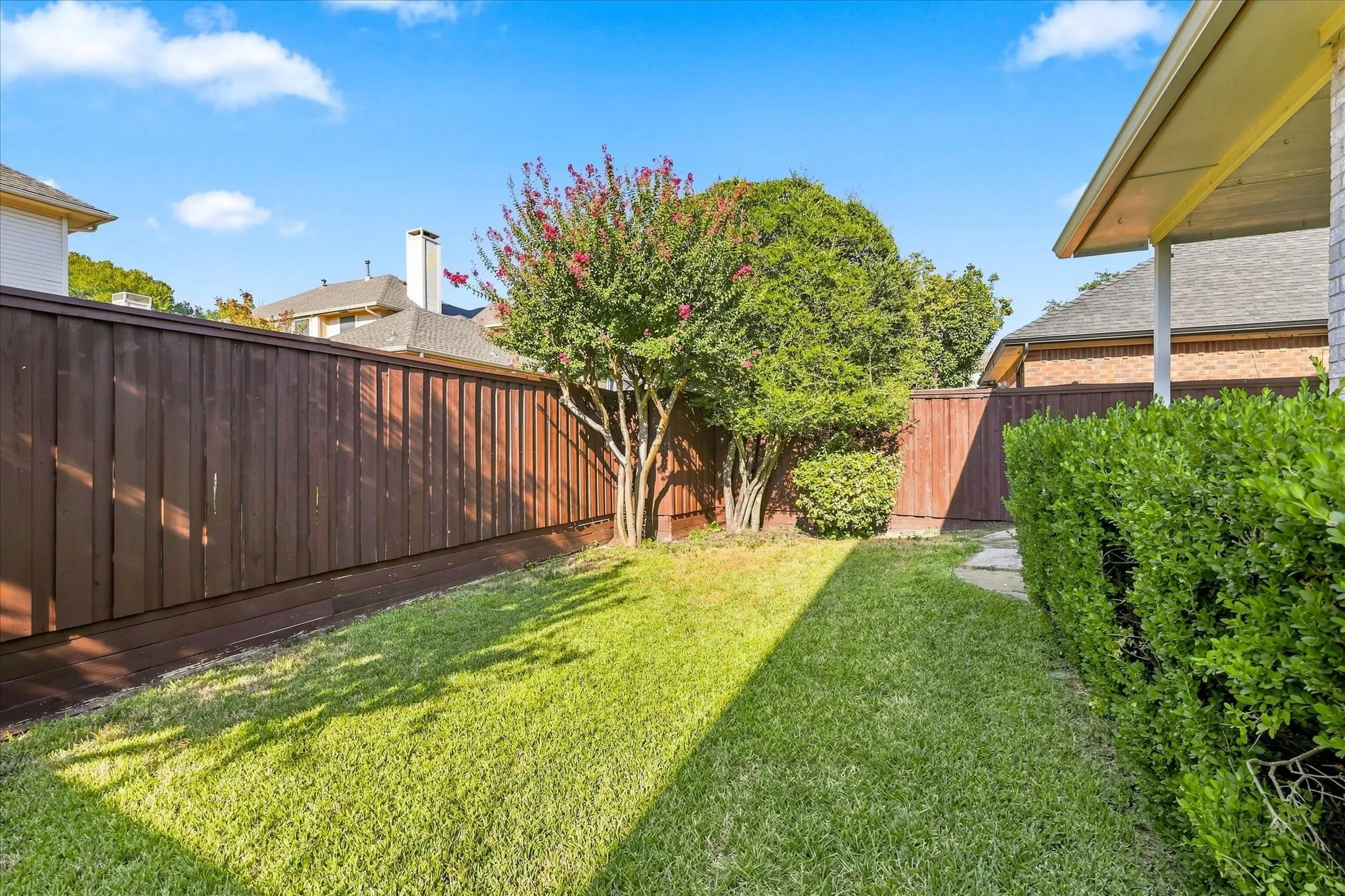 Single Family Residence For Sale in Collin County , 4661 Thanksgiving Lane, Plano, Texas 75024, 4 Bedroom, 4 Bathroom, 2 Garage spaces, 3,457 Sqft, built in 1991, mls#21373576, Real Estate Agent in Plano, Homes For Sale in Collin county, Homes For Sale in Plano, Realtor in Plano Texas, Real Estate Brokerage Independent Realty Texas, Luminita Cordes Realtor