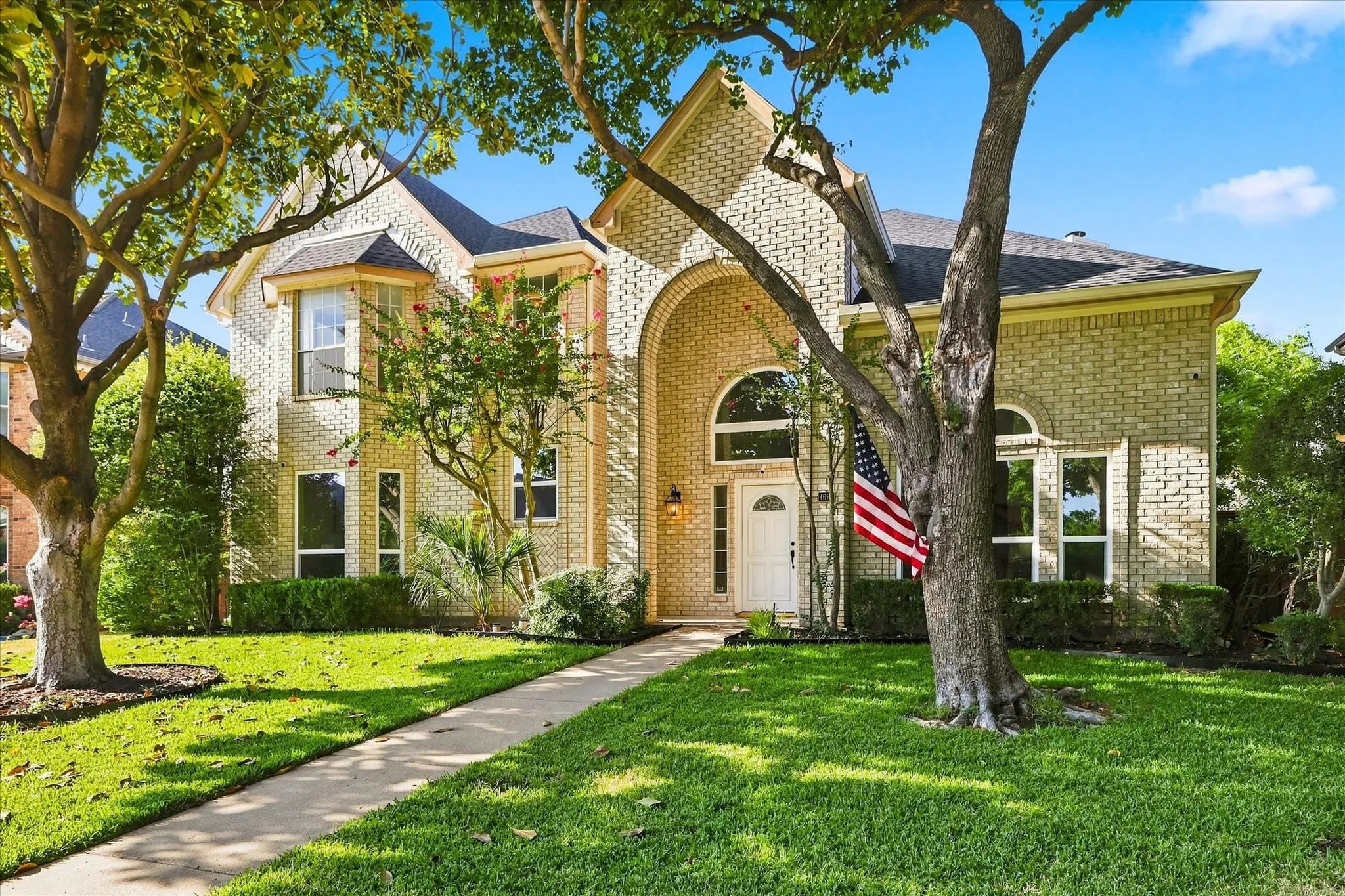 Enjoy the best of both worlds—a thoughtfully designed home in a location that makes everyday living feel effortless.  A beautiful setting is complemented by access to top-rated schools.