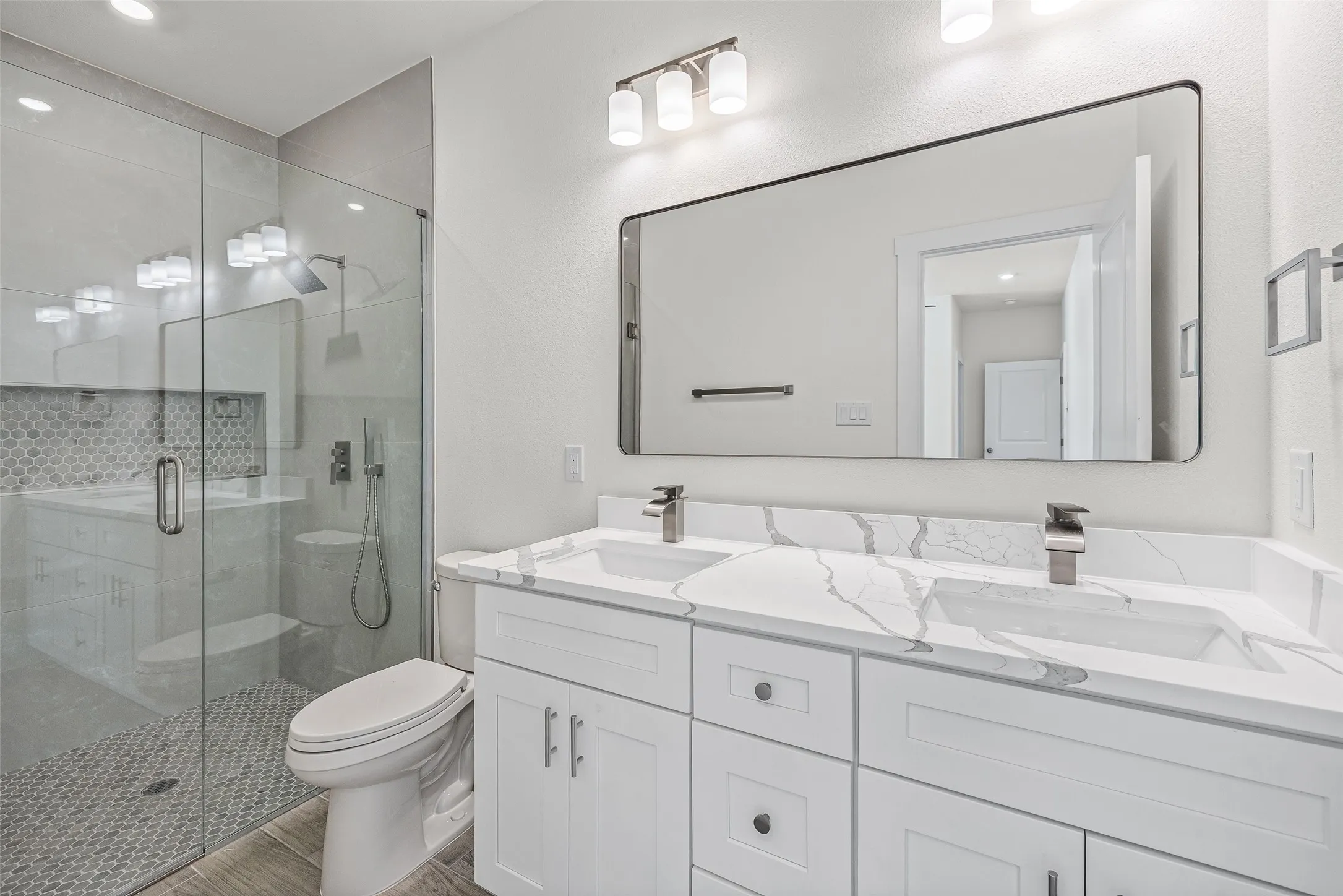 Single Family Residence For Sale in Hood County , 2628 White Rock Drive, Granbury, Texas 76048, 3 Bedroom, 2 Bathroom, 2 Garage spaces, 1,548 Sqft, built in 2026, mls#21379126, Real Estate Agent in Granbury, Homes For Sale in Hood county, Homes For Sale in Granbury, Realtor in Granbury Texas, Real Estate Brokerage Independent Realty Texas, Luminita Cordes Realtor
