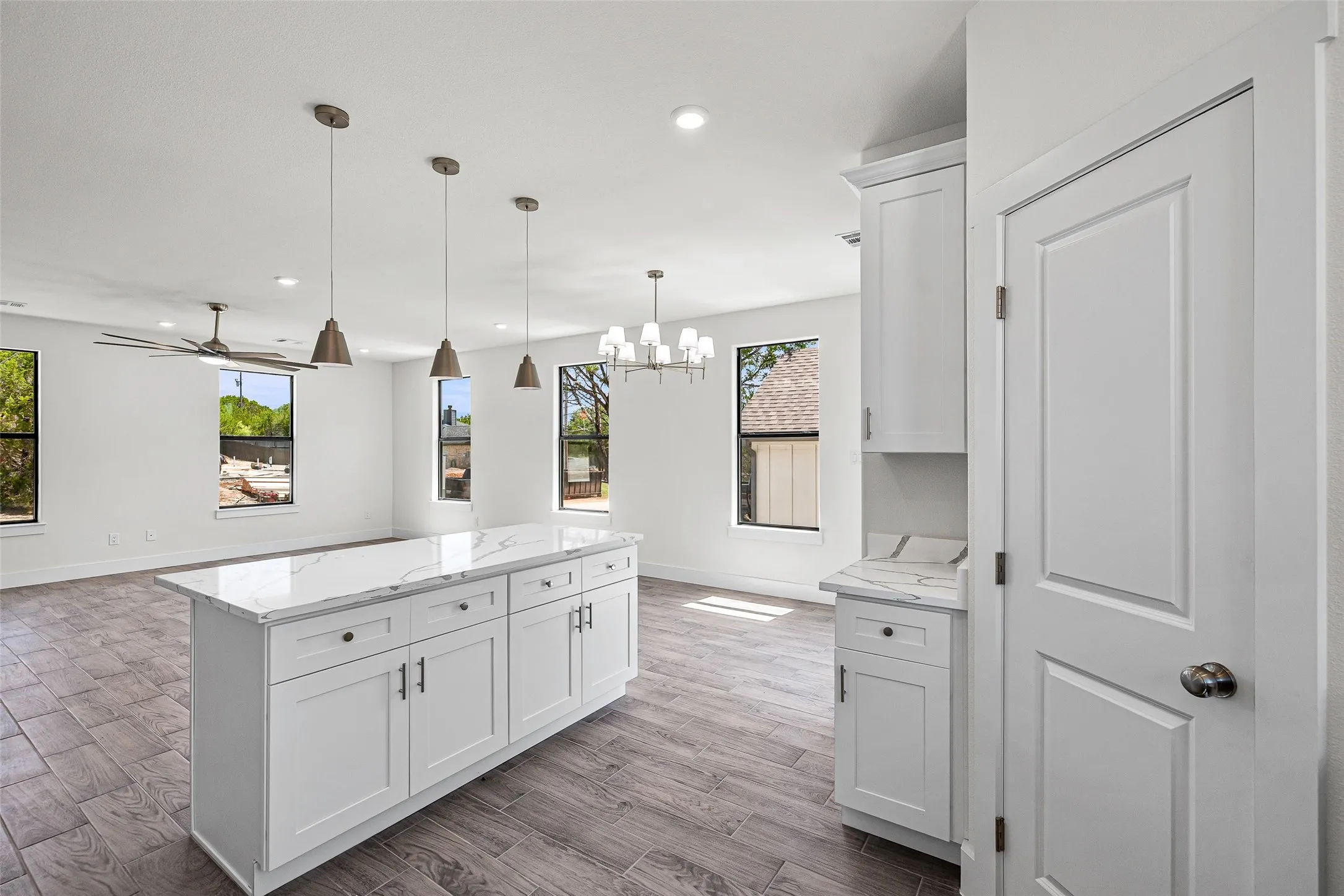 Single Family Residence For Sale in Hood County , 2628 White Rock Drive, Granbury, Texas 76048, 3 Bedroom, 2 Bathroom, 2 Garage spaces, 1,548 Sqft, built in 2026, mls#21379126, Real Estate Agent in Granbury, Homes For Sale in Hood county, Homes For Sale in Granbury, Realtor in Granbury Texas, Real Estate Brokerage Independent Realty Texas, Luminita Cordes Realtor