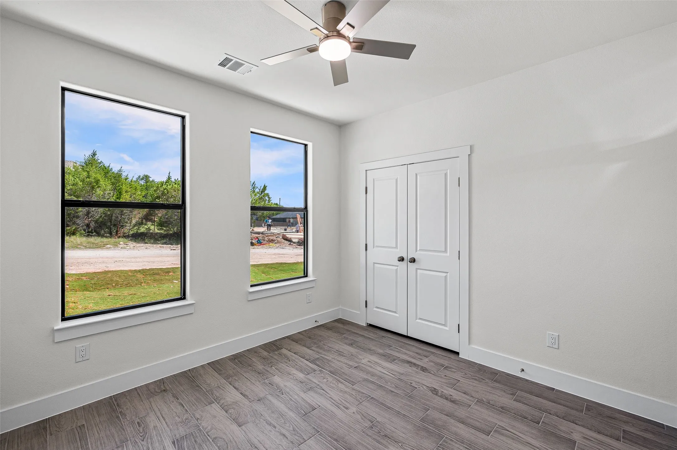 Single Family Residence For Sale in Hood County , 2628 White Rock Drive, Granbury, Texas 76048, 3 Bedroom, 2 Bathroom, 2 Garage spaces, 1,548 Sqft, built in 2026, mls#21379126, Real Estate Agent in Granbury, Homes For Sale in Hood county, Homes For Sale in Granbury, Realtor in Granbury Texas, Real Estate Brokerage Independent Realty Texas, Luminita Cordes Realtor