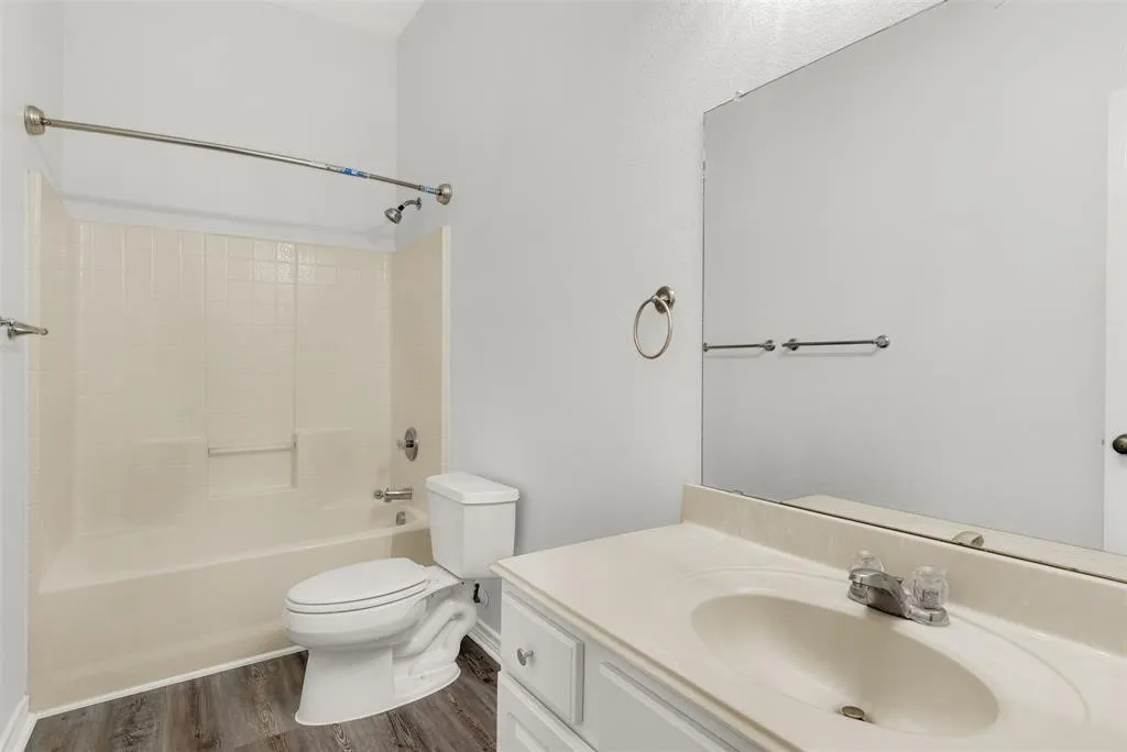 Single Family Residence For Rent in Tarrant County , 4204 Enchanted Rock Lane, Fort Worth, Texas 76244, 3 Bedroom, 2 Bathroom, 2 Garage spaces, 1,678 Sqft, built in 2006, mls#21379116, Real Estate Agent in Fort Worth, Homes For Rent in Tarrant county, Homes For Rent in Fort Worth, Realtor in Fort Worth Texas, Real Estate Brokerage Independent Realty Texas, Luminita Cordes Realtor