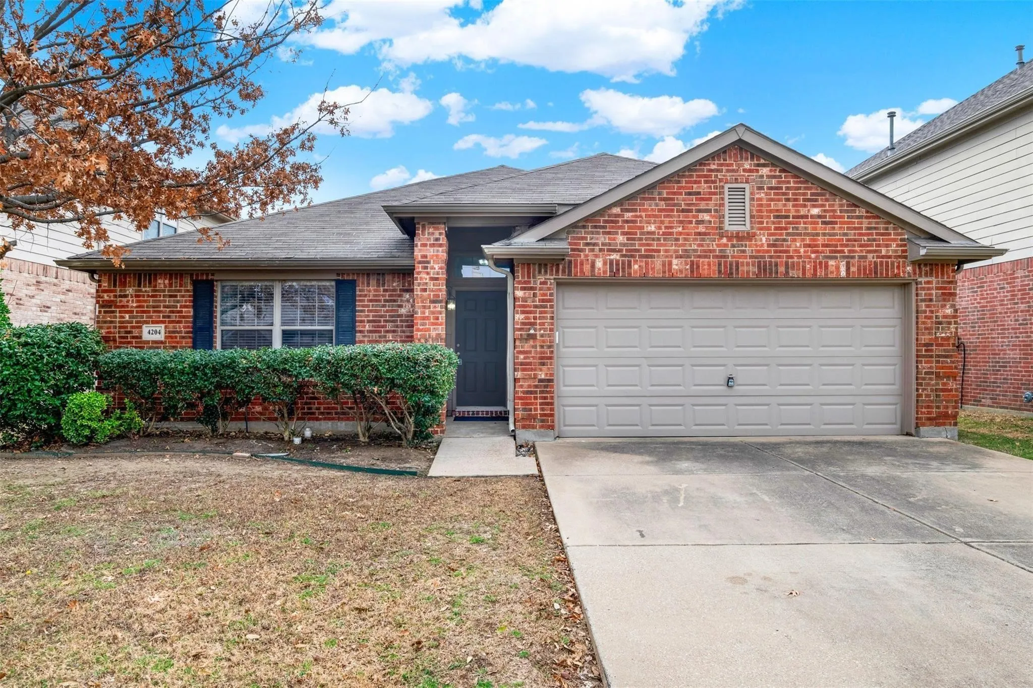 Single Family Residence For Rent in Tarrant County , 4204 Enchanted Rock Lane, Fort Worth, Texas 76244, 3 Bedroom, 2 Bathroom, 2 Garage spaces, 1,678 Sqft, built in 2006, mls#21379116, Real Estate Agent in Fort Worth, Homes For Rent in Tarrant county, Homes For Rent in Fort Worth, Realtor in Fort Worth Texas, Real Estate Brokerage Independent Realty Texas, Luminita Cordes Realtor
