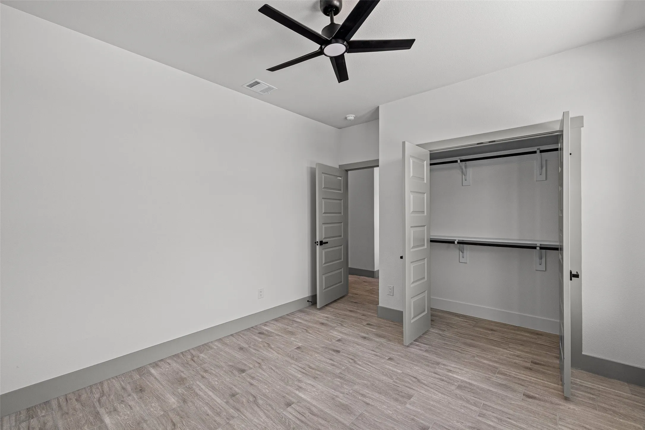 Single Family Residence For Sale in Hood County , 2201 Christine Drive, Granbury, Texas 76048, 4 Bedroom, 2 Bathroom, 2 Garage spaces, 1,690 Sqft, built in 2026, mls#21379043, Real Estate Agent in Granbury, Homes For Sale in Hood county, Homes For Sale in Granbury, Realtor in Granbury Texas, Real Estate Brokerage Independent Realty Texas, Luminita Cordes Realtor