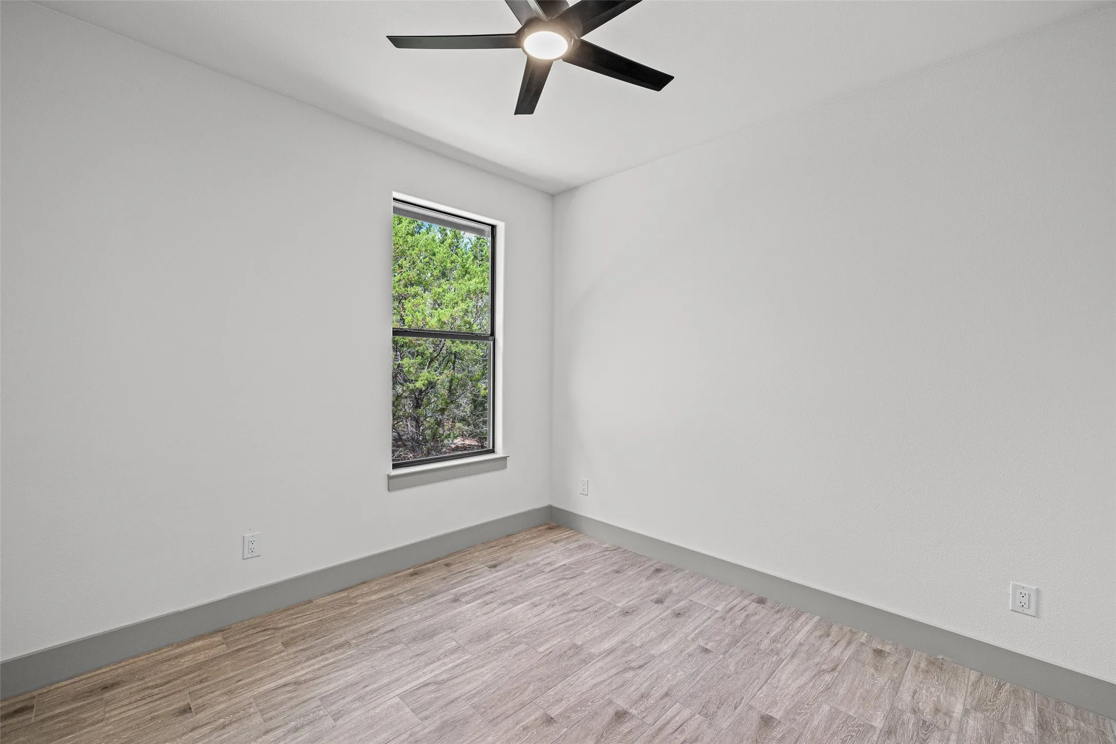 Single Family Residence For Sale in Hood County , 2201 Christine Drive, Granbury, Texas 76048, 4 Bedroom, 2 Bathroom, 2 Garage spaces, 1,690 Sqft, built in 2026, mls#21379043, Real Estate Agent in Granbury, Homes For Sale in Hood county, Homes For Sale in Granbury, Realtor in Granbury Texas, Real Estate Brokerage Independent Realty Texas, Luminita Cordes Realtor