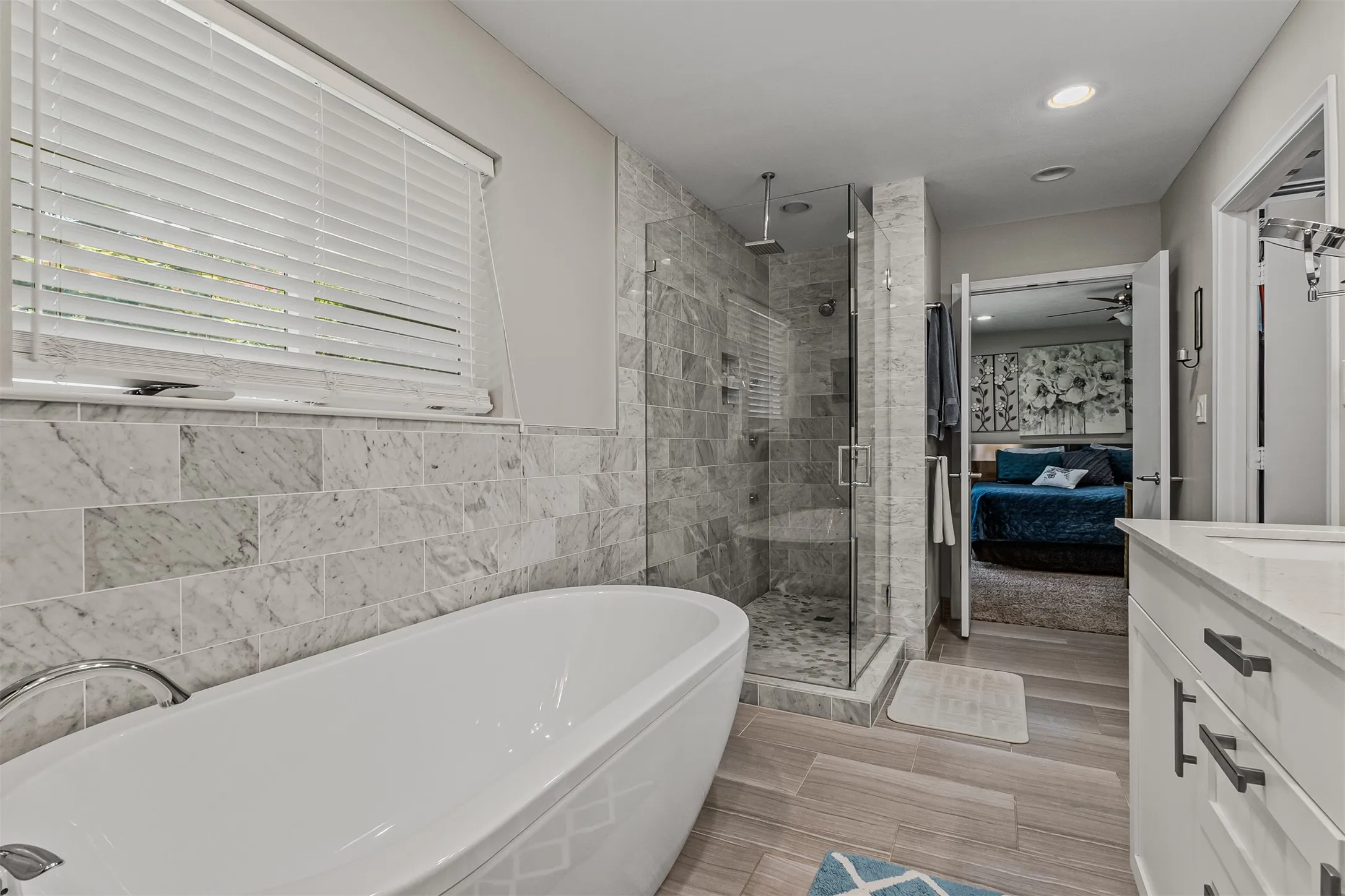 Single Family Residence For Sale in Dallas County , 4117 Boca Bay Drive, Dallas, Texas 75244, 4 Bedroom, 3 Bathroom, 2 Garage spaces, 3,216 Sqft, built in 1970, mls#21379117, Real Estate Agent in Dallas, Homes For Sale in Dallas county, Homes For Sale in Dallas, Realtor in Dallas Texas, Real Estate Brokerage Independent Realty Texas, Luminita Cordes Realtor