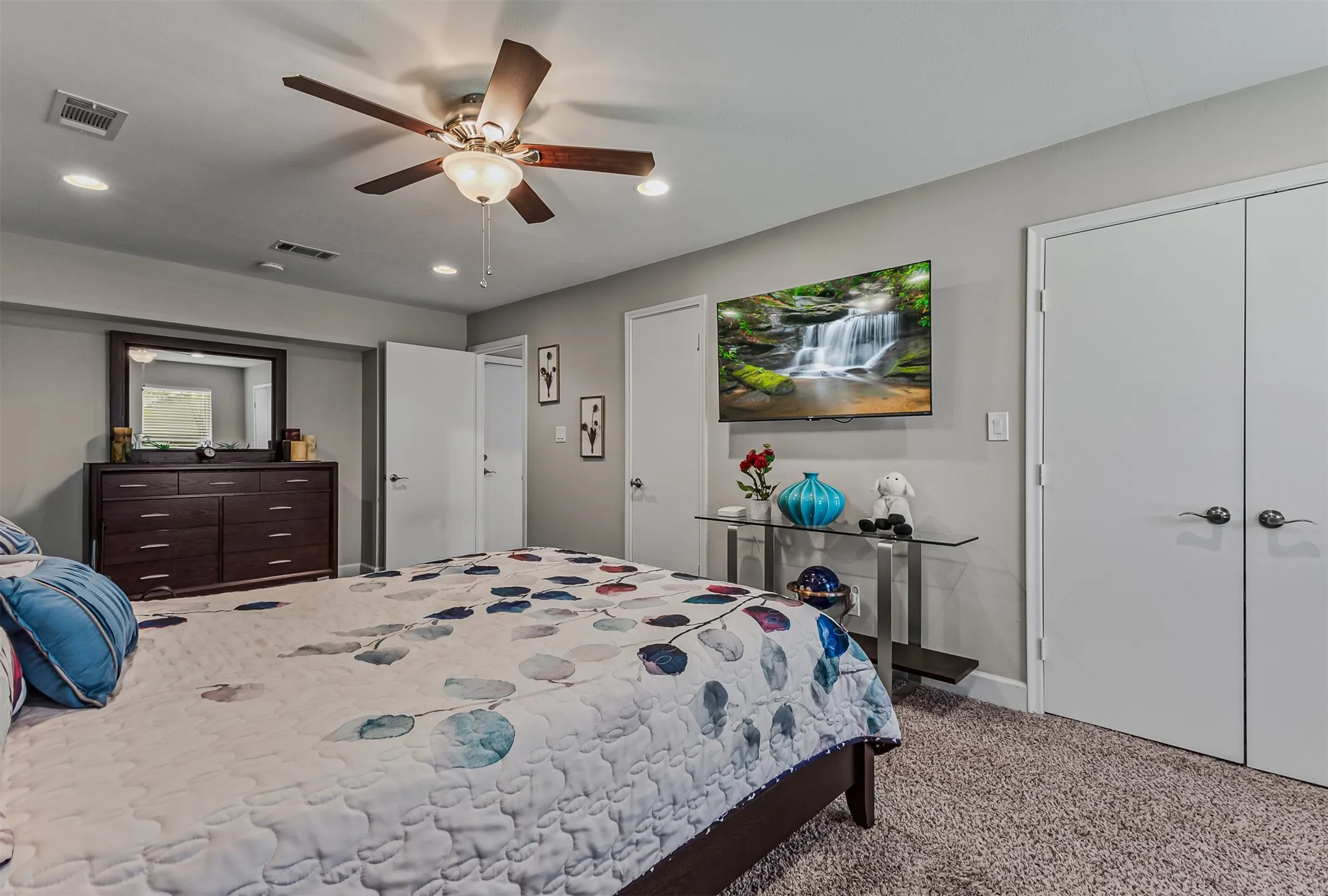 Single Family Residence For Sale in Dallas County , 4117 Boca Bay Drive, Dallas, Texas 75244, 4 Bedroom, 3 Bathroom, 2 Garage spaces, 3,216 Sqft, built in 1970, mls#21379117, Real Estate Agent in Dallas, Homes For Sale in Dallas county, Homes For Sale in Dallas, Realtor in Dallas Texas, Real Estate Brokerage Independent Realty Texas, Luminita Cordes Realtor
