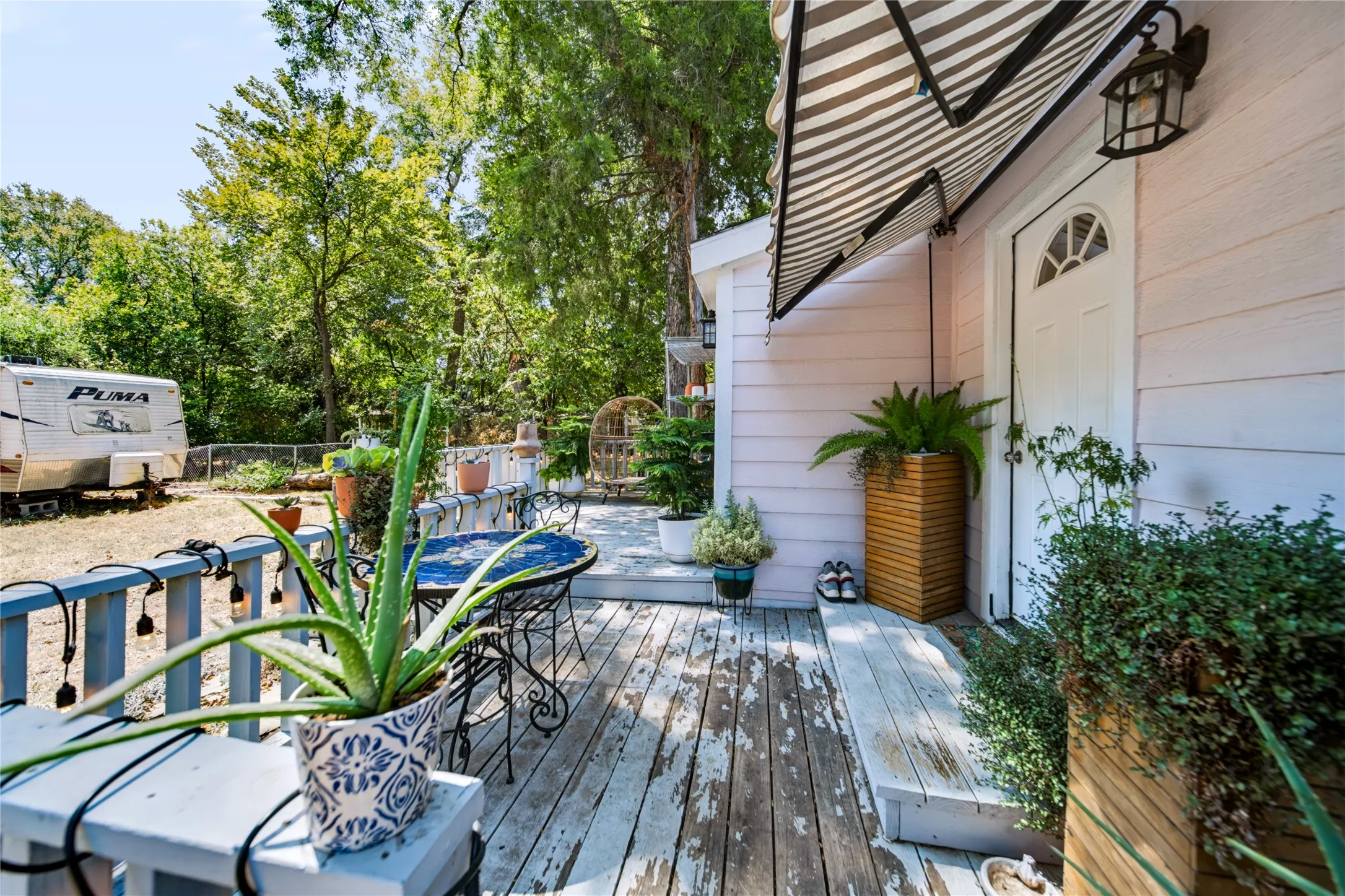Single Family Residence For Sale in Dallas County , 2318 Poplar Street, Dallas, Texas 75215, 3 Bedroom, 3 Bathroom, Garage spaces, 1,219 Sqft, built in 1930, mls#21378195, Real Estate Agent in Dallas, Homes For Sale in Dallas county, Homes For Sale in Dallas, Realtor in Dallas Texas, Real Estate Brokerage Independent Realty Texas, Luminita Cordes Realtor
