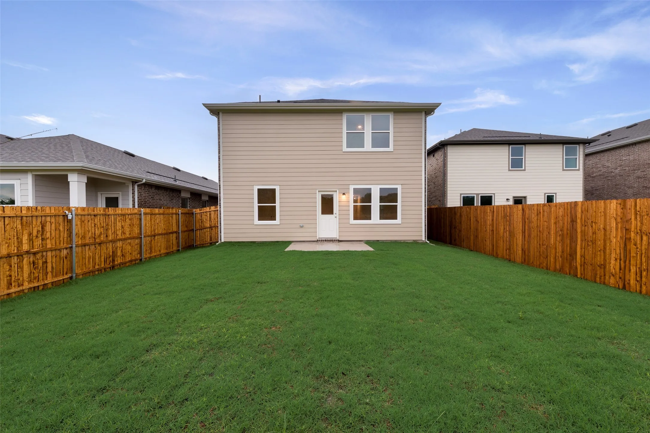 Single Family Residence For Rent in Collin County , 207 bradford Drive, Princeton, Texas 75407, 5 Bedroom, 3 Bathroom, 2 Garage spaces, 2,609 Sqft, built in 2025, mls#21379165, Real Estate Agent in Princeton, Homes For Rent in Collin county, Homes For Rent in Princeton, Realtor in Princeton Texas, Real Estate Brokerage Independent Realty Texas, Luminita Cordes Realtor