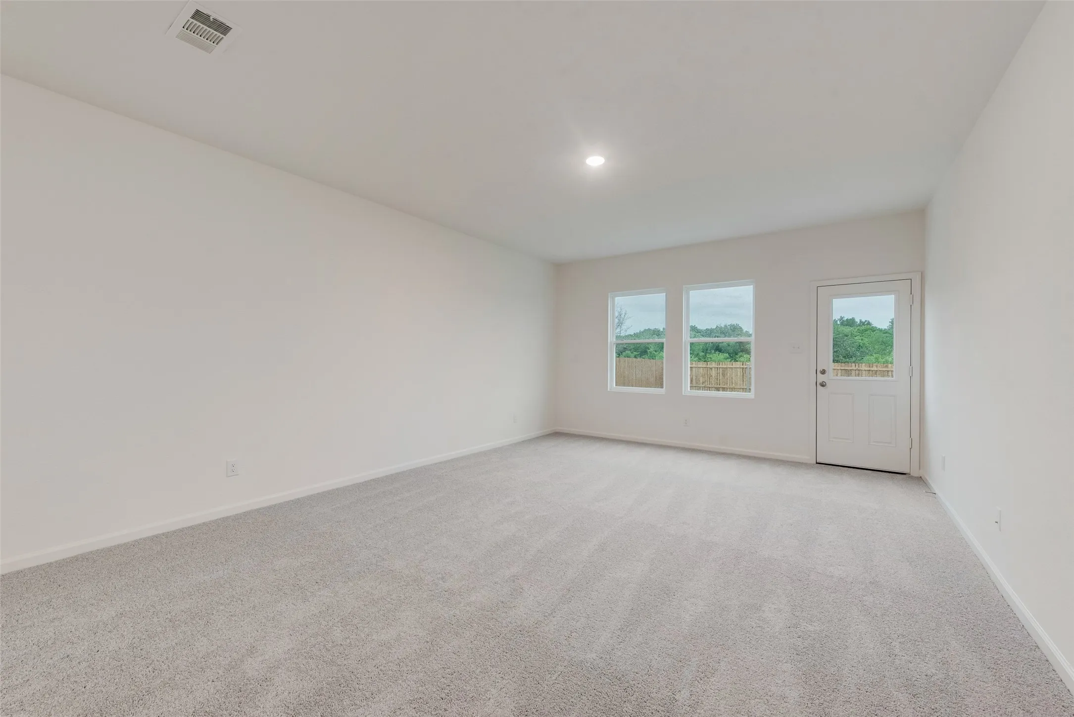 Single Family Residence For Rent in Collin County , 207 bradford Drive, Princeton, Texas 75407, 5 Bedroom, 3 Bathroom, 2 Garage spaces, 2,609 Sqft, built in 2025, mls#21379165, Real Estate Agent in Princeton, Homes For Rent in Collin county, Homes For Rent in Princeton, Realtor in Princeton Texas, Real Estate Brokerage Independent Realty Texas, Luminita Cordes Realtor