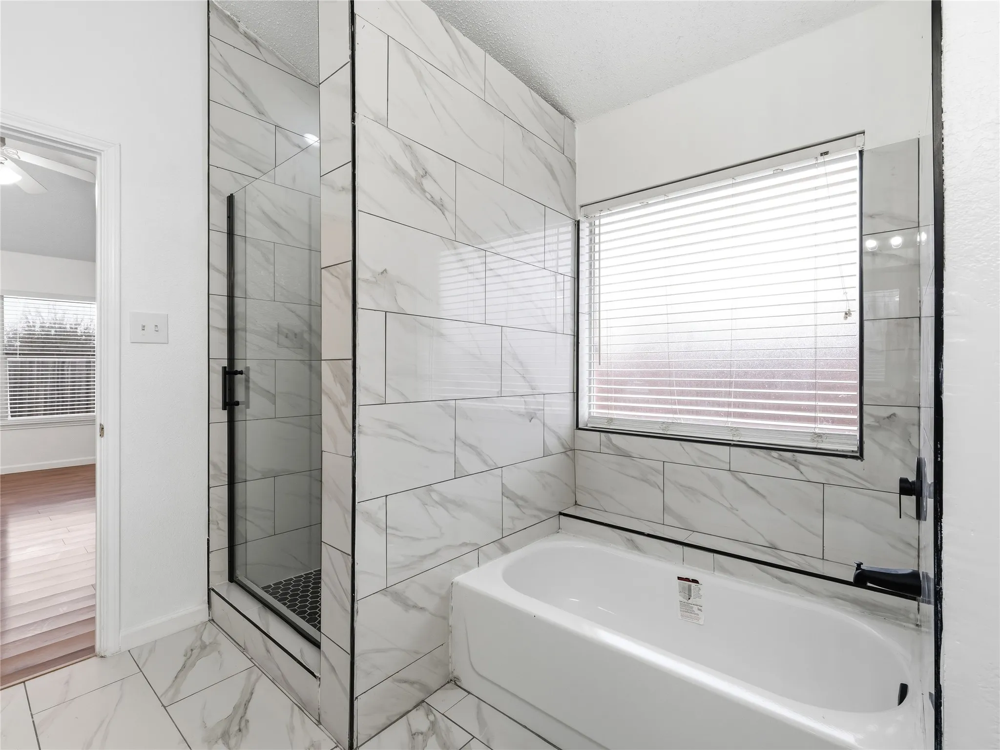 Single Family Residence For Sale in Tarrant County , 6805 Red Rock Trail, Watauga, Texas 76137, 3 Bedroom, 2 Bathroom, 2 Garage spaces, 1,905 Sqft, built in 2001, mls#21378940, Real Estate Agent in Watauga, Homes For Sale in Tarrant county, Homes For Sale in Watauga, Realtor in Watauga Texas, Real Estate Brokerage Independent Realty Texas, Luminita Cordes Realtor