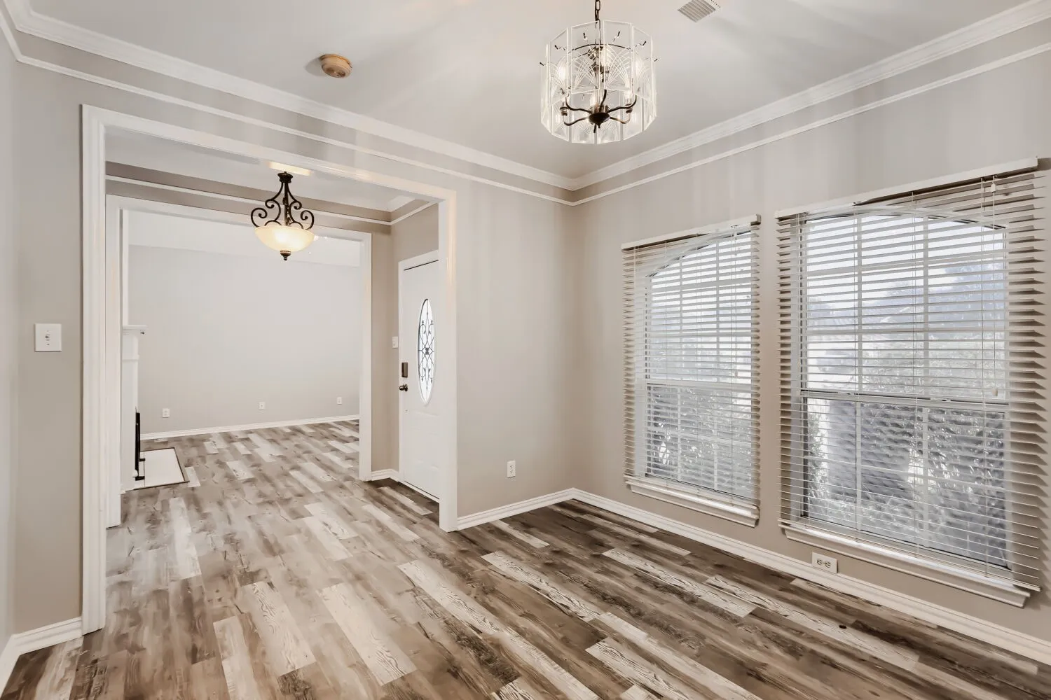 Single Family Residence For Sale in Kaufman County , 127 Villanova Circle, Forney, Texas 75126, 3 Bedroom, 2 Bathroom, 2 Garage spaces, 1,771 Sqft, built in 1997, mls#21376884, Real Estate Agent in Forney, Homes For Sale in Kaufman county, Homes For Sale in Forney, Realtor in Forney Texas, Real Estate Brokerage Independent Realty Texas, Luminita Cordes Realtor