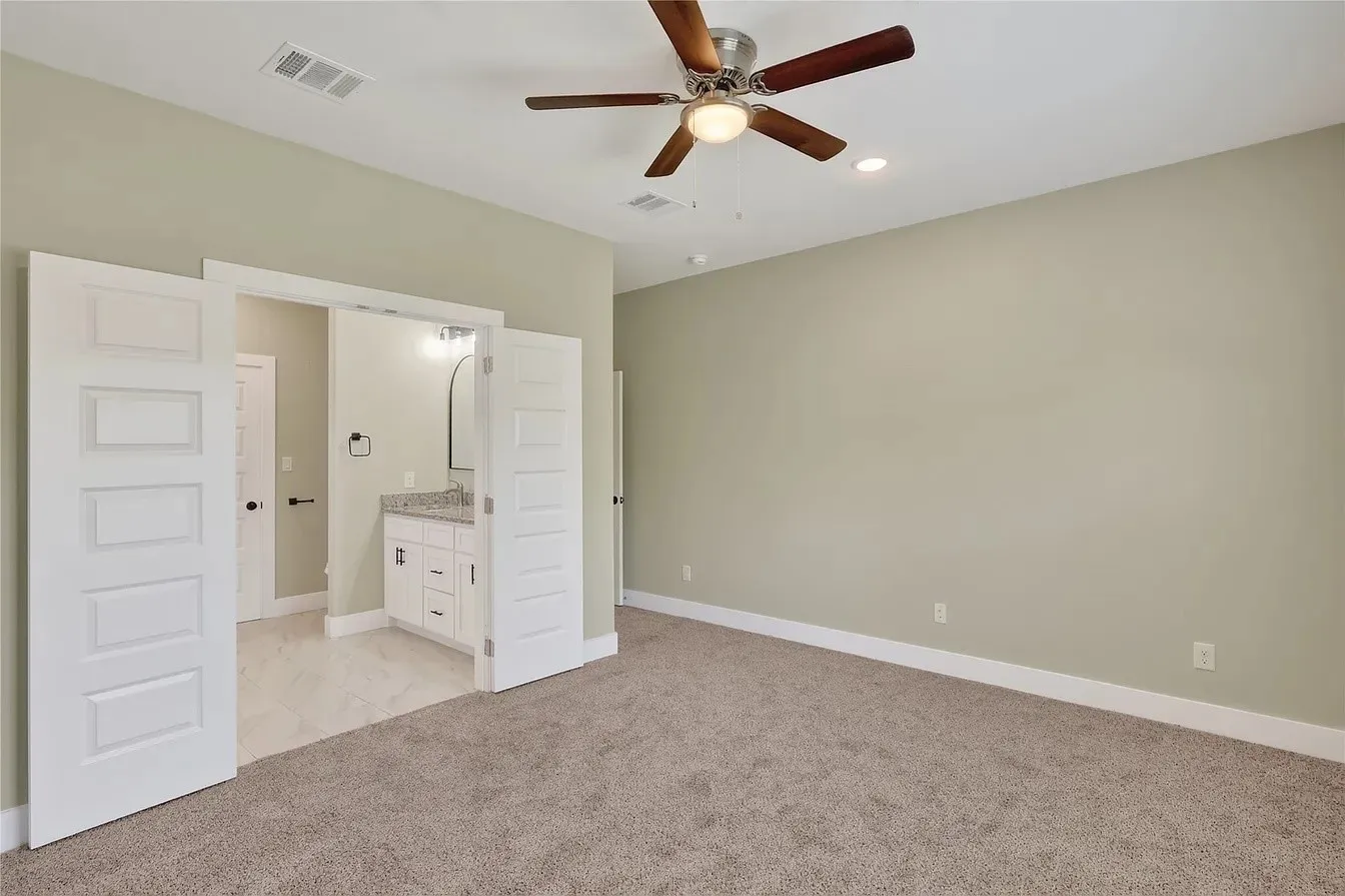 Single Family Residence For Sale in Tarrant County , 3208 31st Street, Fort Worth, Texas 76106, 3 Bedroom, 2 Bathroom, 2 Garage spaces, 1,419 Sqft, built in 2023, mls#21378199, Real Estate Agent in Fort Worth, Homes For Sale in Tarrant county, Homes For Sale in Fort Worth, Realtor in Fort Worth Texas, Real Estate Brokerage Independent Realty Texas, Luminita Cordes Realtor