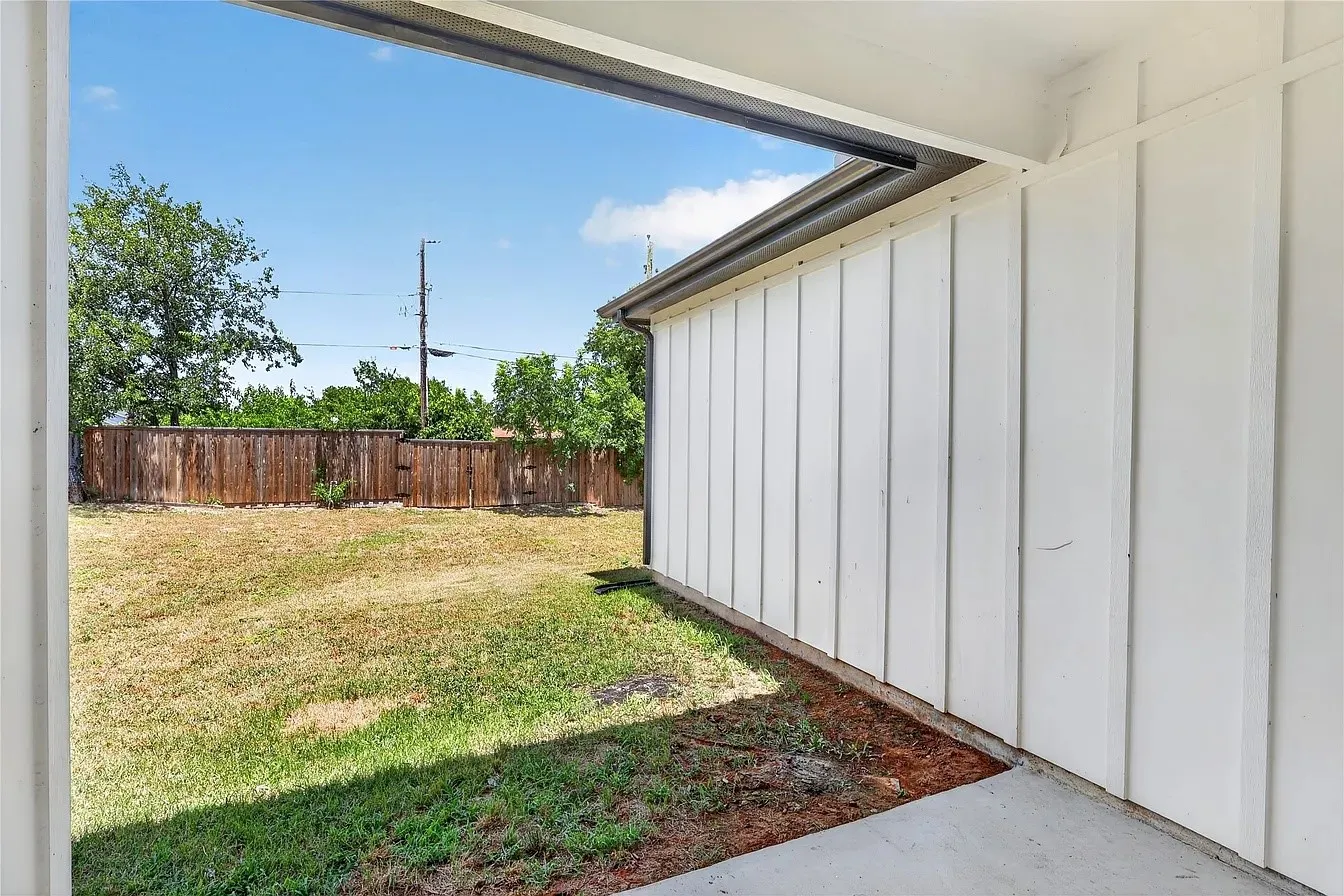 Single Family Residence For Sale in Tarrant County , 3208 31st Street, Fort Worth, Texas 76106, 3 Bedroom, 2 Bathroom, 2 Garage spaces, 1,419 Sqft, built in 2023, mls#21378199, Real Estate Agent in Fort Worth, Homes For Sale in Tarrant county, Homes For Sale in Fort Worth, Realtor in Fort Worth Texas, Real Estate Brokerage Independent Realty Texas, Luminita Cordes Realtor