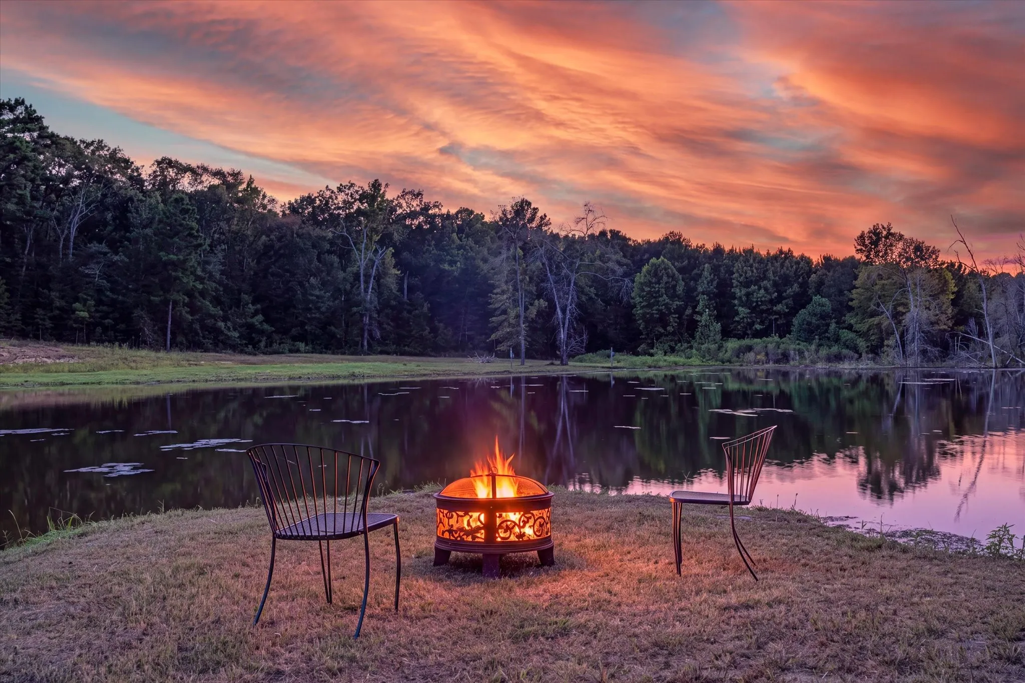 Enjoy your own special evening on the 4 ac pond.