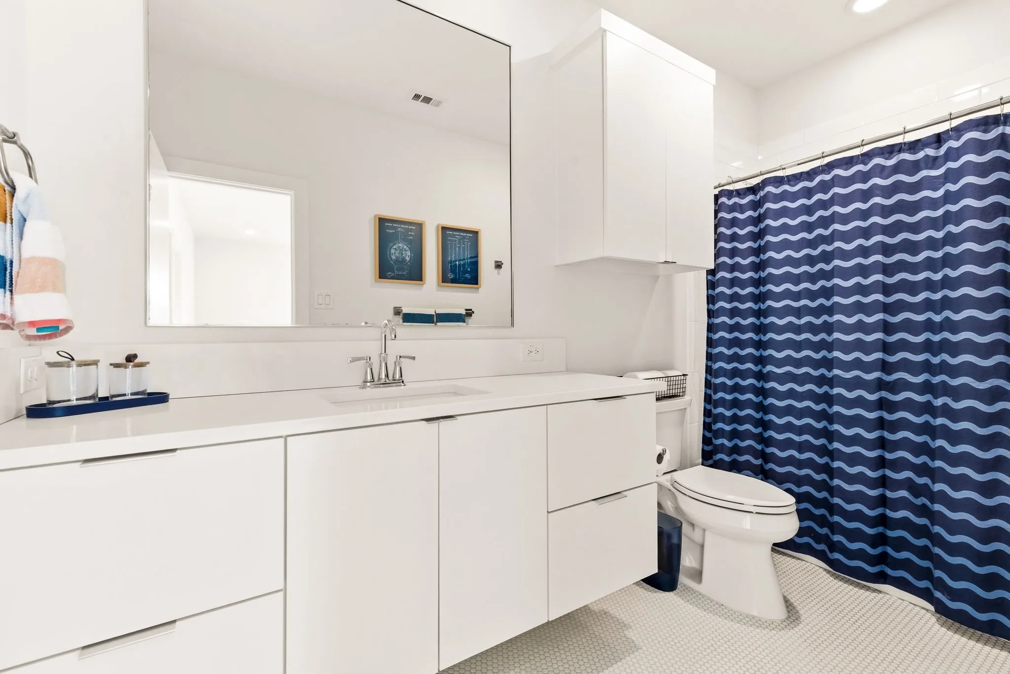 Single Family Residence For Rent in Dallas County , 4827 Newmore Avenue, Dallas, Texas 75209, 3 Bedroom, 3 Bathroom, 2 Garage spaces, 2,691 Sqft, built in 2018, mls#21379096, Real Estate Agent in Dallas, Homes For Rent in Dallas county, Homes For Rent in Dallas, Realtor in Dallas Texas, Real Estate Brokerage Independent Realty Texas, Luminita Cordes Realtor