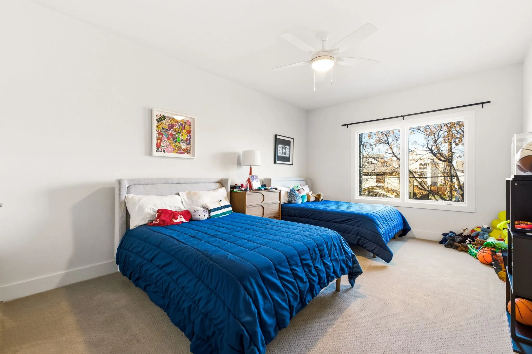 Single Family Residence For Rent in Dallas County , 4827 Newmore Avenue, Dallas, Texas 75209, 3 Bedroom, 3 Bathroom, 2 Garage spaces, 2,691 Sqft, built in 2018, mls#21379096, Real Estate Agent in Dallas, Homes For Rent in Dallas county, Homes For Rent in Dallas, Realtor in Dallas Texas, Real Estate Brokerage Independent Realty Texas, Luminita Cordes Realtor