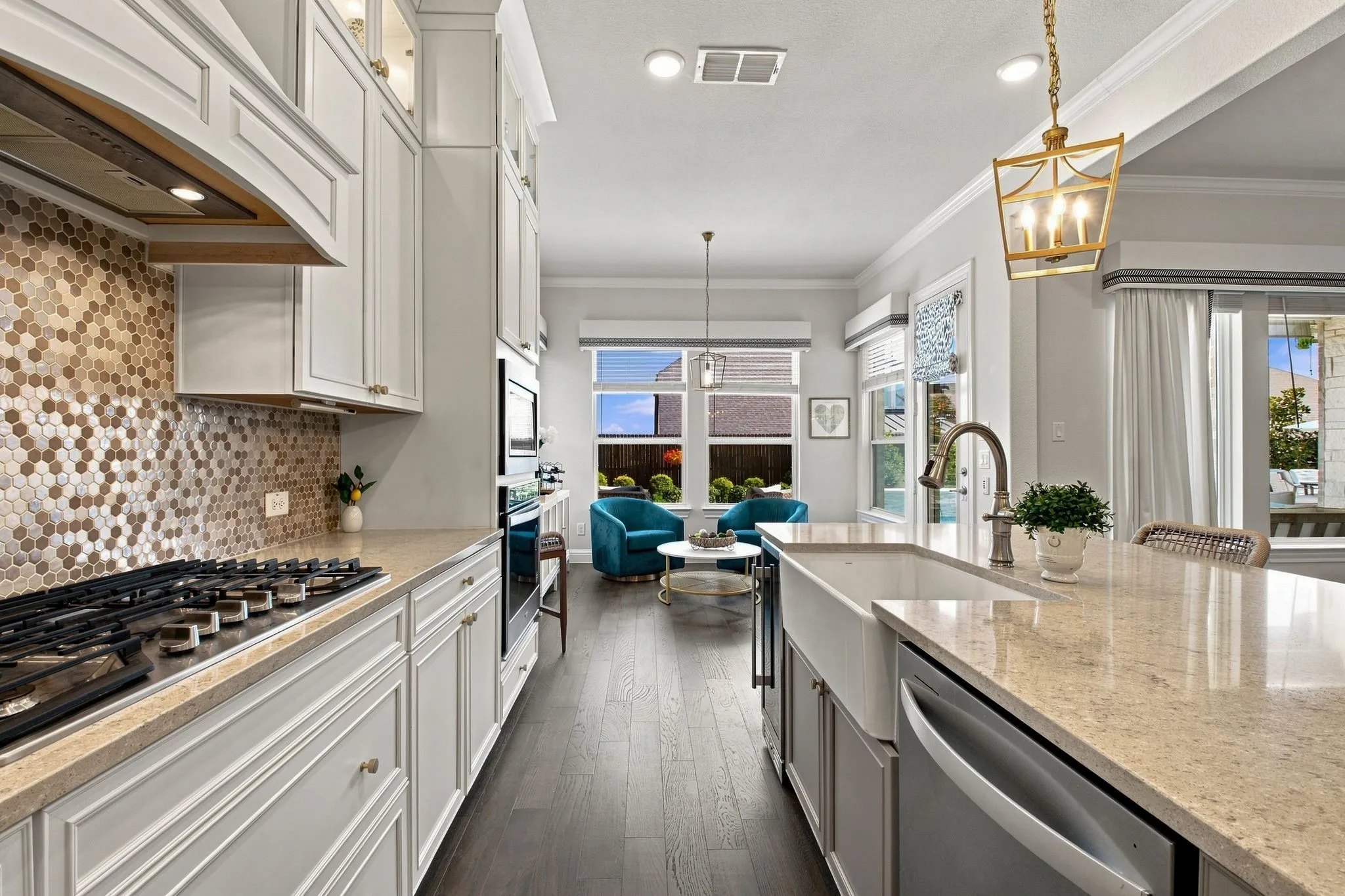 Single Family Residence For Sale in Denton County , 1401 Benavites Drive, Little Elm, Texas 75068, 3 Bedroom, 3 Bathroom, 3 Garage spaces, 2,681 Sqft, built in 2020, mls#21379163, Real Estate Agent in Little Elm, Homes For Sale in Denton county, Homes For Sale in Little Elm, Realtor in Little Elm Texas, Real Estate Brokerage Independent Realty Texas, Luminita Cordes Realtor