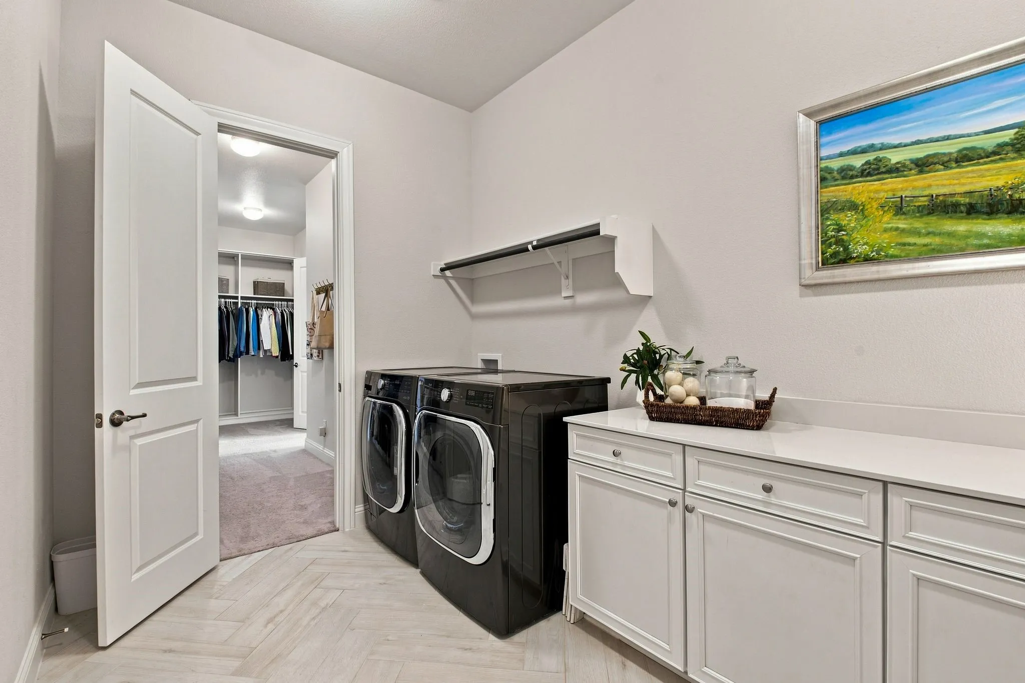 Single Family Residence For Sale in Denton County , 1401 Benavites Drive, Little Elm, Texas 75068, 3 Bedroom, 3 Bathroom, 3 Garage spaces, 2,681 Sqft, built in 2020, mls#21379163, Real Estate Agent in Little Elm, Homes For Sale in Denton county, Homes For Sale in Little Elm, Realtor in Little Elm Texas, Real Estate Brokerage Independent Realty Texas, Luminita Cordes Realtor