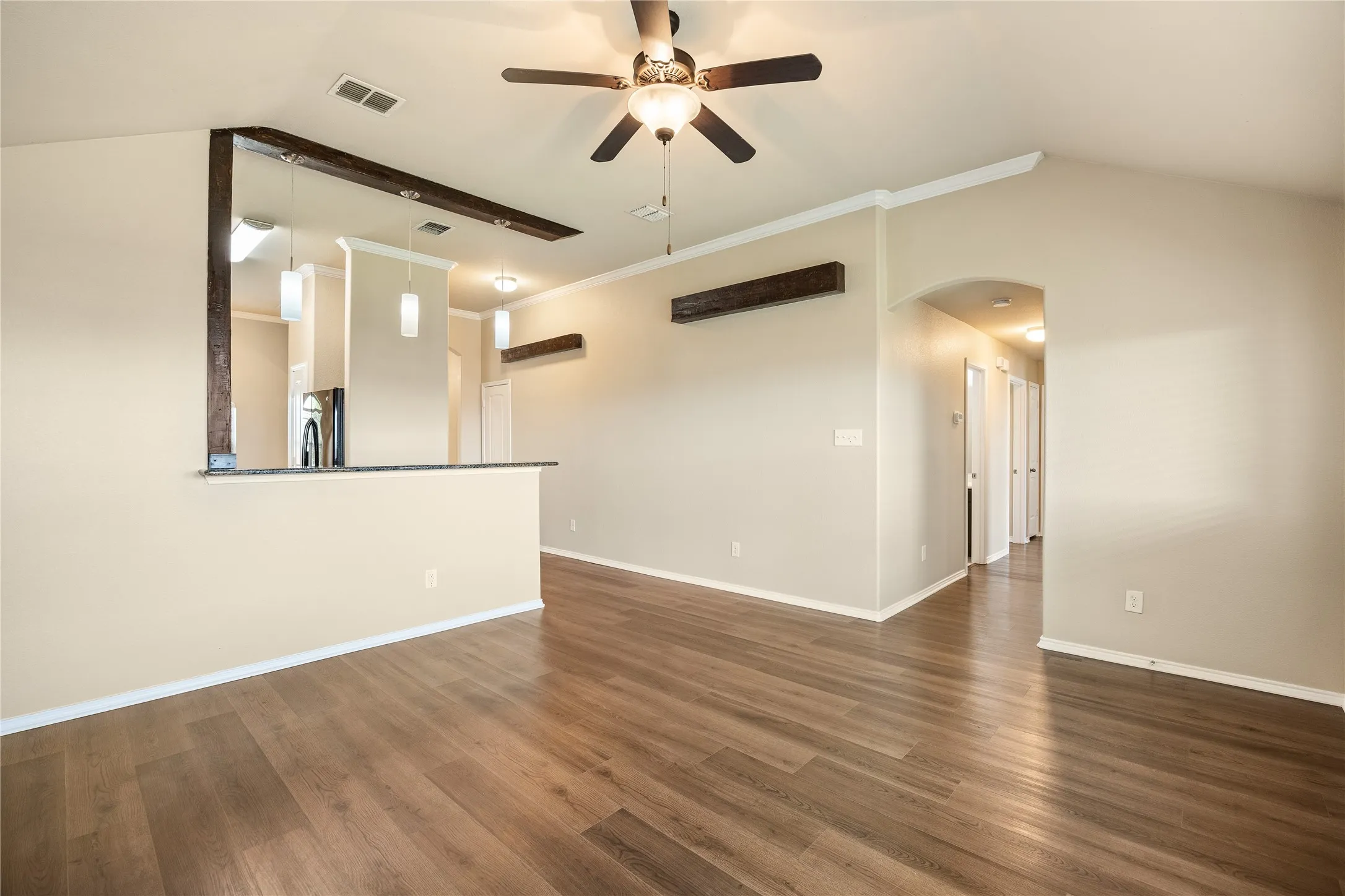 Single Family Residence For Sale in Denton County , 14408 Artisan Drive, Fort Worth, Texas 76052, 3 Bedroom, 2 Bathroom, 2 Garage spaces, 1,354 Sqft, built in 2013, mls#21375903, Real Estate Agent in Fort Worth, Homes For Sale in Denton county, Homes For Sale in Fort Worth, Realtor in Fort Worth Texas, Real Estate Brokerage Independent Realty Texas, Luminita Cordes Realtor