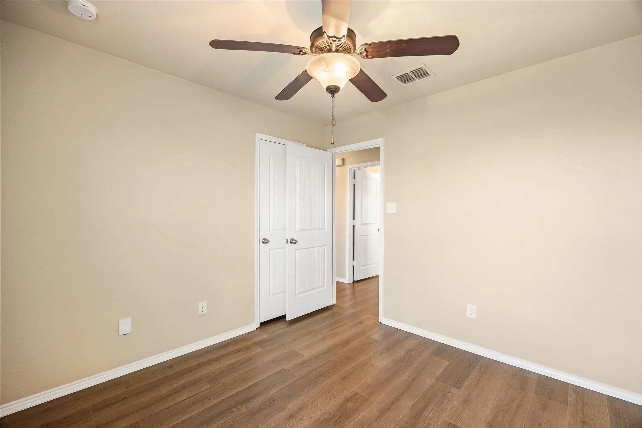 Single Family Residence For Sale in Denton County , 14408 Artisan Drive, Fort Worth, Texas 76052, 3 Bedroom, 2 Bathroom, 2 Garage spaces, 1,354 Sqft, built in 2013, mls#21375903, Real Estate Agent in Fort Worth, Homes For Sale in Denton county, Homes For Sale in Fort Worth, Realtor in Fort Worth Texas, Real Estate Brokerage Independent Realty Texas, Luminita Cordes Realtor