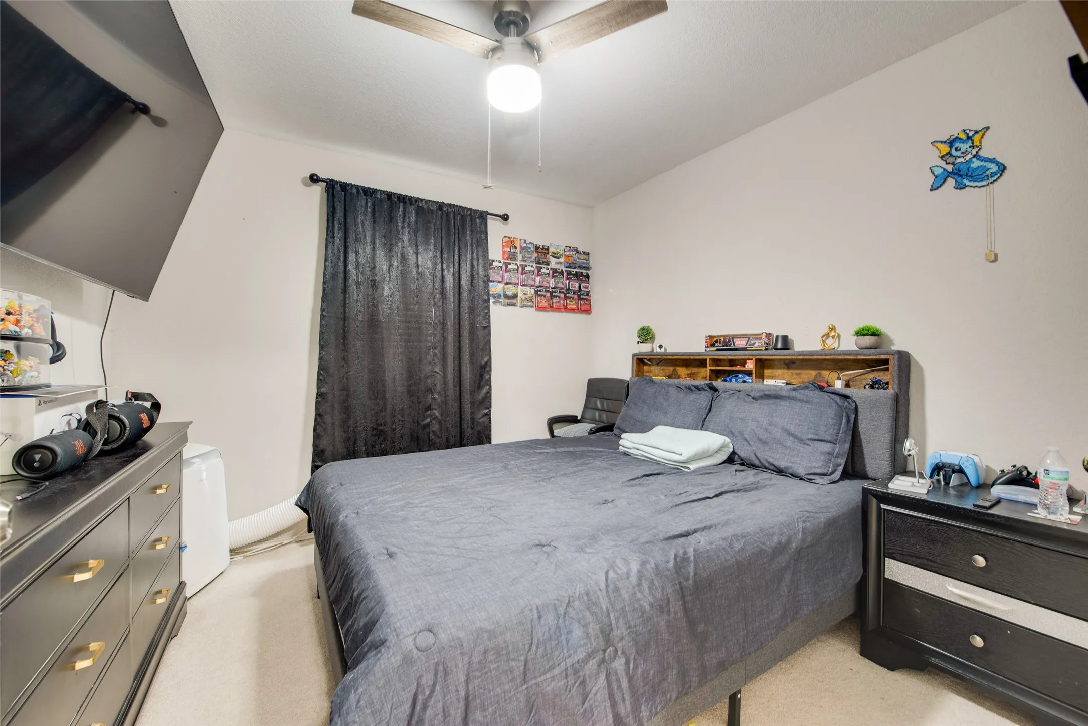 Single Family Residence For Sale in Tarrant County , 5505 Gessner Court, Arlington, Texas 76018, 4 Bedroom, 2 Bathroom, 2 Garage spaces, 1,873 Sqft, built in 2003, mls#21379118, Real Estate Agent in Arlington, Homes For Sale in Tarrant county, Homes For Sale in Arlington, Realtor in Arlington Texas, Real Estate Brokerage Independent Realty Texas, Luminita Cordes Realtor