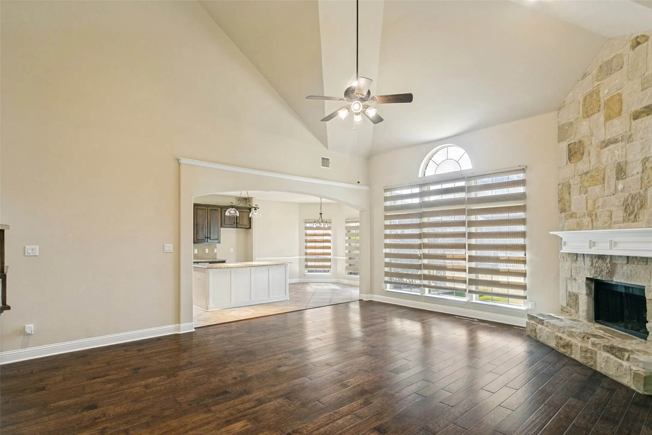 Single Family Residence For Rent in Collin County , 3604 Flowing Way, Plano, Texas 75074, 5 Bedroom, 4 Bathroom, 2 Garage spaces, 3,879 Sqft, built in 2013, mls#21379189, Real Estate Agent in Plano, Homes For Rent in Collin county, Homes For Rent in Plano, Realtor in Plano Texas, Real Estate Brokerage Independent Realty Texas, Luminita Cordes Realtor