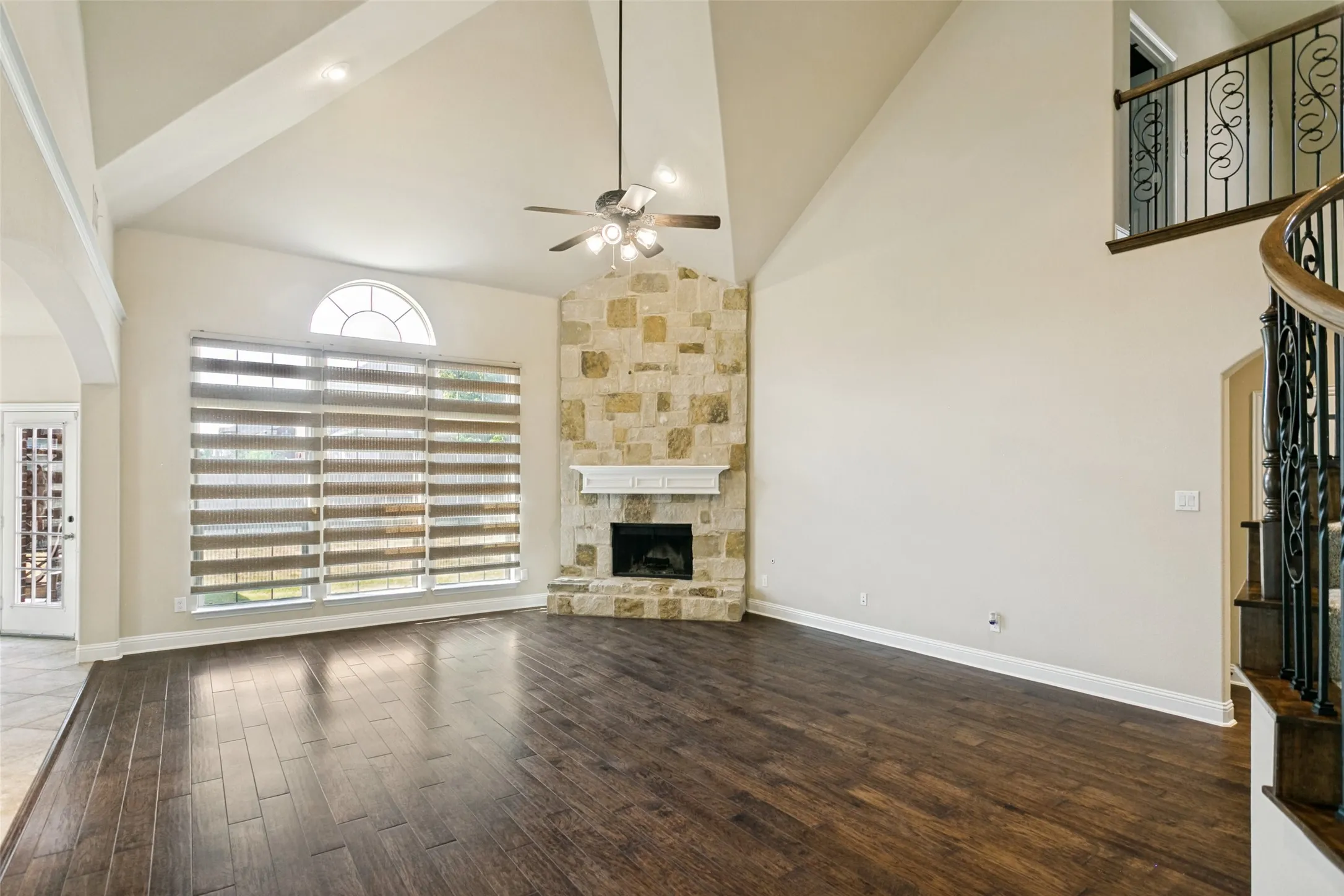 Single Family Residence For Rent in Collin County , 3604 Flowing Way, Plano, Texas 75074, 5 Bedroom, 4 Bathroom, 2 Garage spaces, 3,879 Sqft, built in 2013, mls#21379189, Real Estate Agent in Plano, Homes For Rent in Collin county, Homes For Rent in Plano, Realtor in Plano Texas, Real Estate Brokerage Independent Realty Texas, Luminita Cordes Realtor
