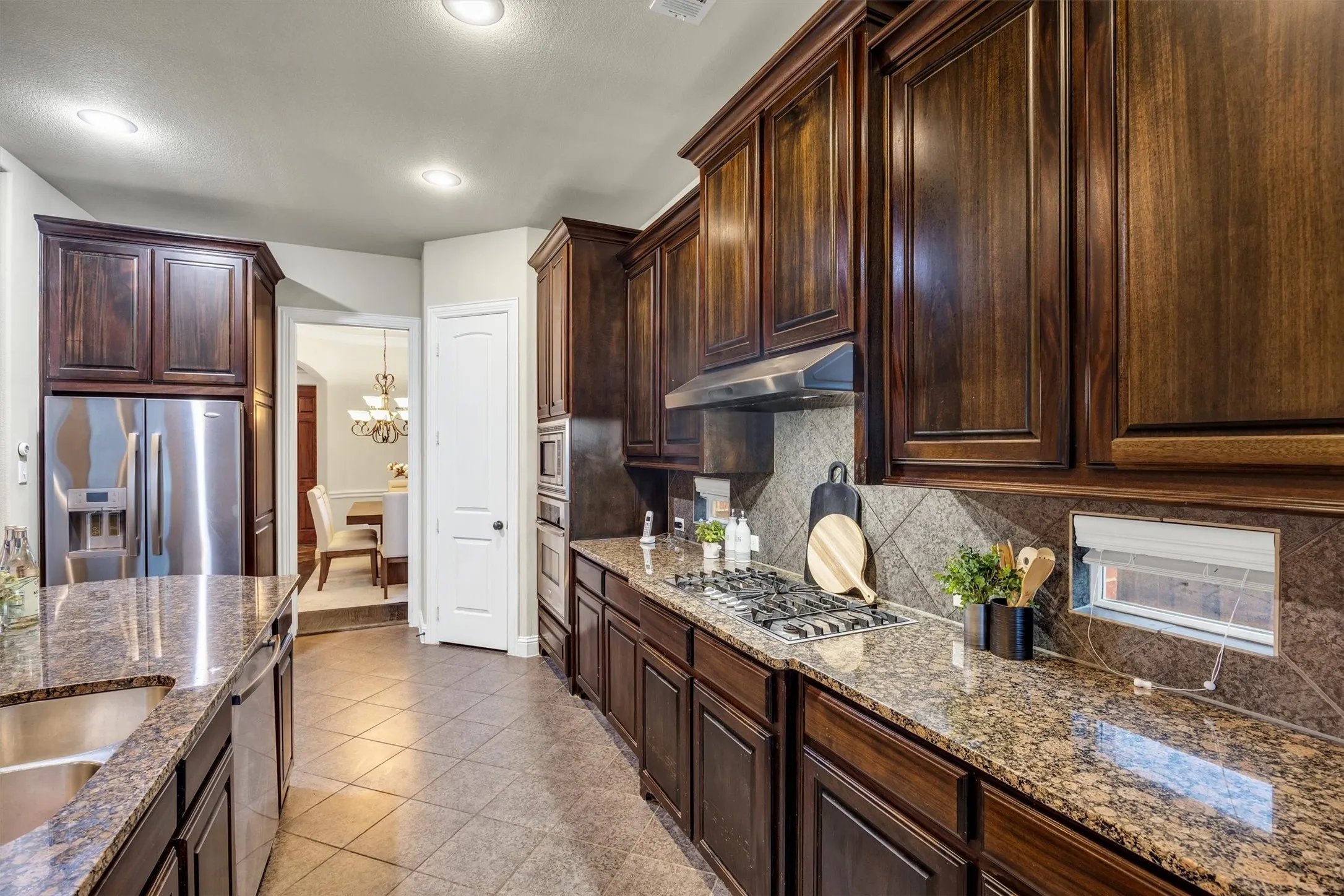 Single Family Residence For Sale in Dallas County , 7337 Canadian Drive, Irving, Texas 75039, 5 Bedroom, 4 Bathroom, 2 Garage spaces, 3,542 Sqft, built in 2009, mls#21379190, Real Estate Agent in Irving, Homes For Sale in Dallas county, Homes For Sale in Irving, Realtor in Irving Texas, Real Estate Brokerage Independent Realty Texas, Luminita Cordes Realtor