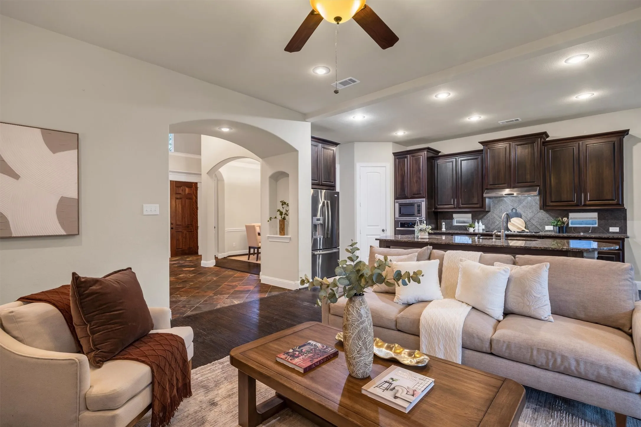 Single Family Residence For Sale in Dallas County , 7337 Canadian Drive, Irving, Texas 75039, 5 Bedroom, 4 Bathroom, 2 Garage spaces, 3,542 Sqft, built in 2009, mls#21379190, Real Estate Agent in Irving, Homes For Sale in Dallas county, Homes For Sale in Irving, Realtor in Irving Texas, Real Estate Brokerage Independent Realty Texas, Luminita Cordes Realtor