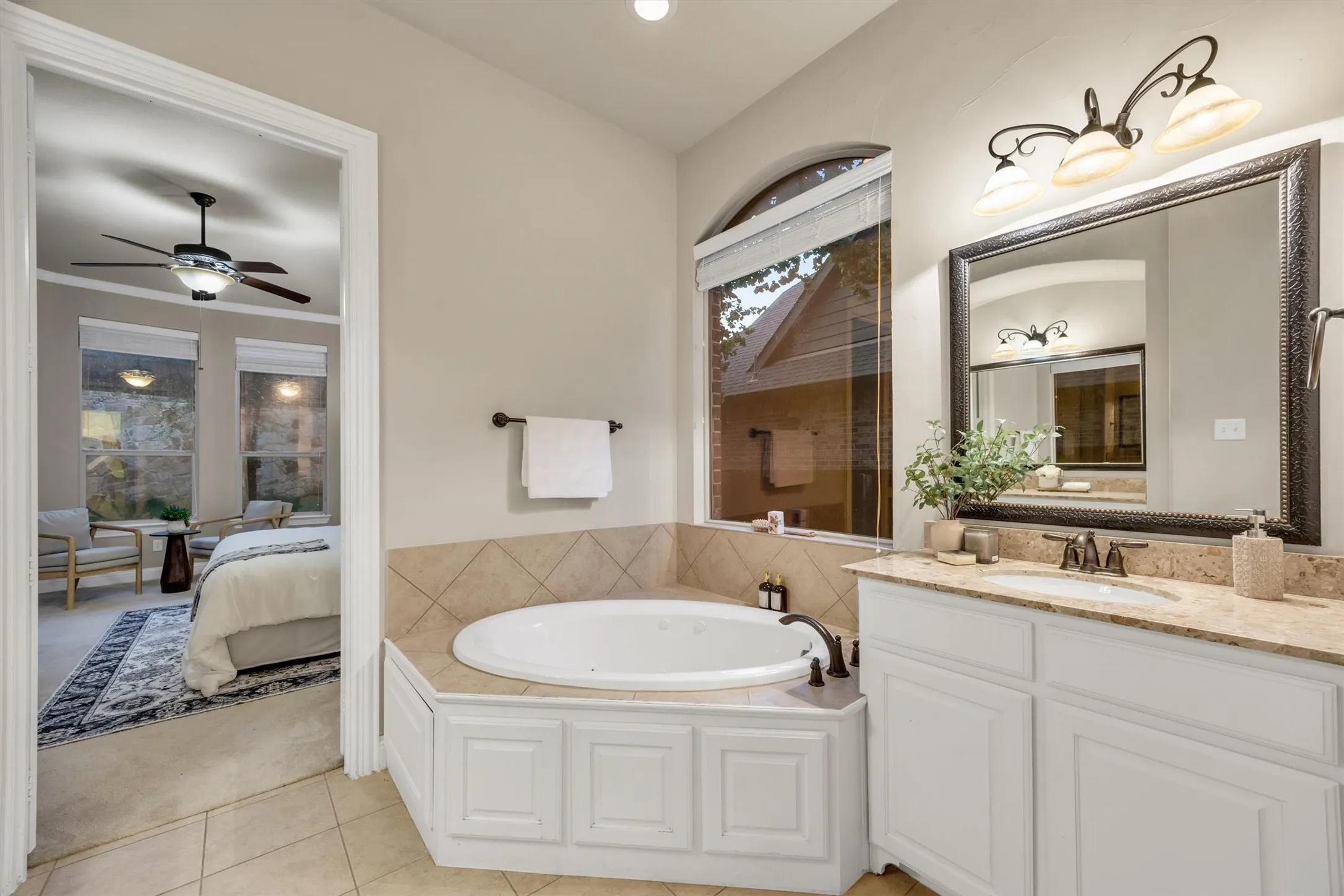 Single Family Residence For Sale in Dallas County , 7337 Canadian Drive, Irving, Texas 75039, 5 Bedroom, 4 Bathroom, 2 Garage spaces, 3,542 Sqft, built in 2009, mls#21379190, Real Estate Agent in Irving, Homes For Sale in Dallas county, Homes For Sale in Irving, Realtor in Irving Texas, Real Estate Brokerage Independent Realty Texas, Luminita Cordes Realtor