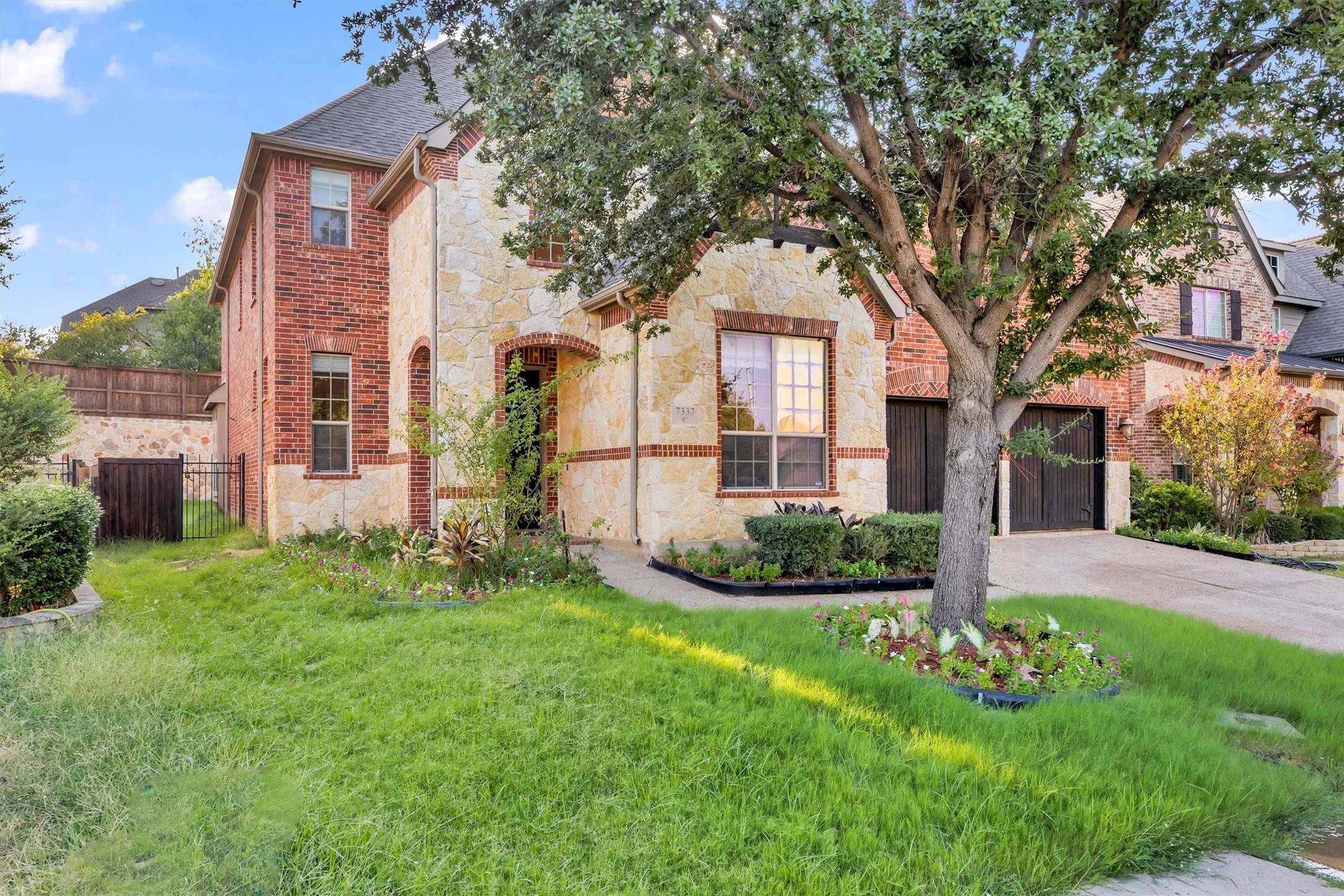 Single Family Residence For Sale in Dallas County , 7337 Canadian Drive, Irving, Texas 75039, 5 Bedroom, 4 Bathroom, 2 Garage spaces, 3,542 Sqft, built in 2009, mls#21379190, Real Estate Agent in Irving, Homes For Sale in Dallas county, Homes For Sale in Irving, Realtor in Irving Texas, Real Estate Brokerage Independent Realty Texas, Luminita Cordes Realtor
