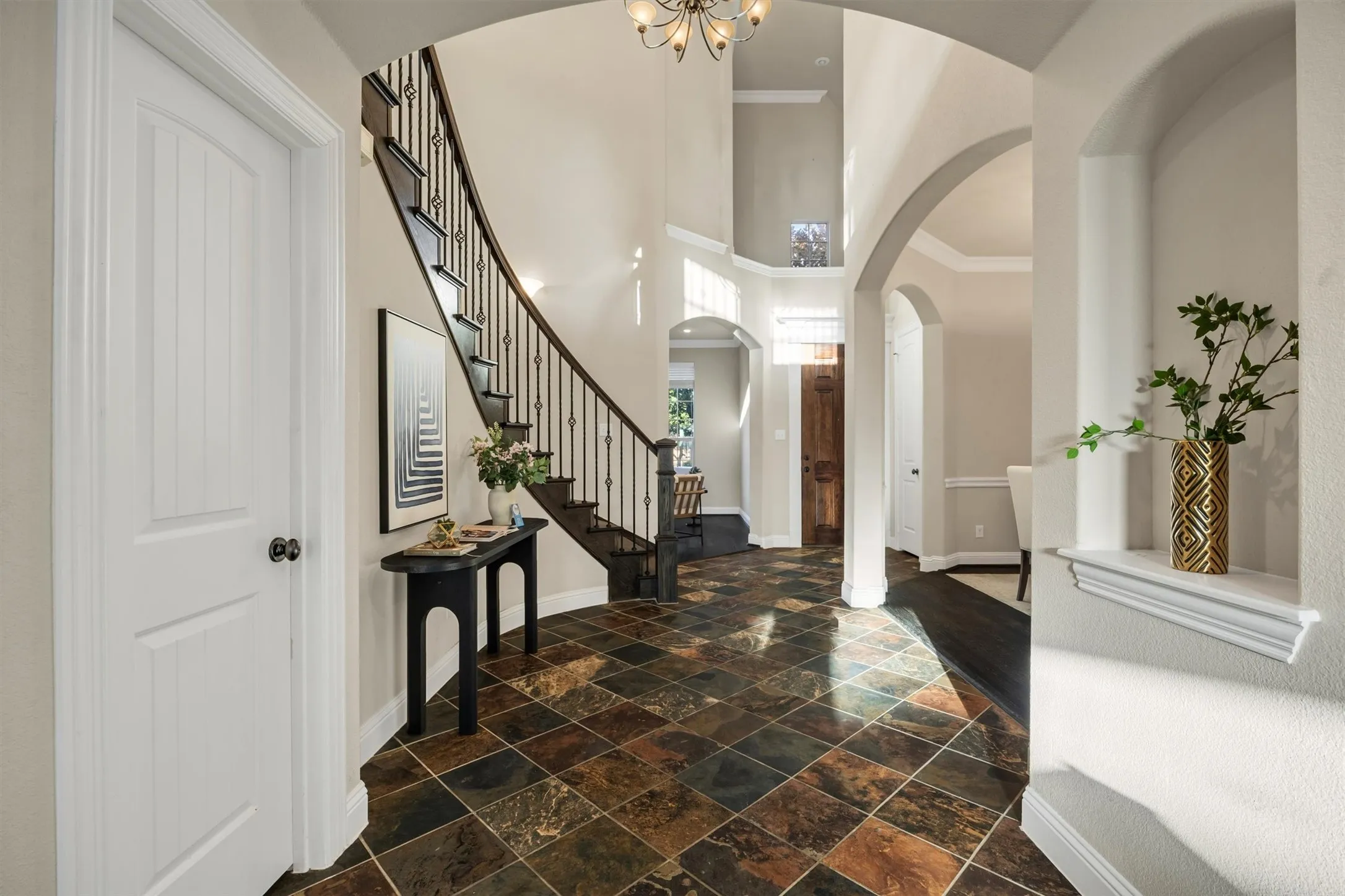 Single Family Residence For Sale in Dallas County , 7337 Canadian Drive, Irving, Texas 75039, 5 Bedroom, 4 Bathroom, 2 Garage spaces, 3,542 Sqft, built in 2009, mls#21379190, Real Estate Agent in Irving, Homes For Sale in Dallas county, Homes For Sale in Irving, Realtor in Irving Texas, Real Estate Brokerage Independent Realty Texas, Luminita Cordes Realtor