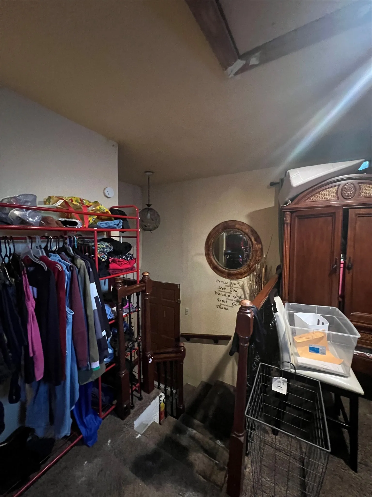 Single Family Residence For Sale in Dallas County , 6057 Park Manor Drive, Dallas, Texas 75241, 4 Bedroom, 2 Bathroom, Garage spaces, 2,226 Sqft, built in 1960, mls#21378396, Real Estate Agent in Dallas, Homes For Sale in Dallas county, Homes For Sale in Dallas, Realtor in Dallas Texas, Real Estate Brokerage Independent Realty Texas, Luminita Cordes Realtor