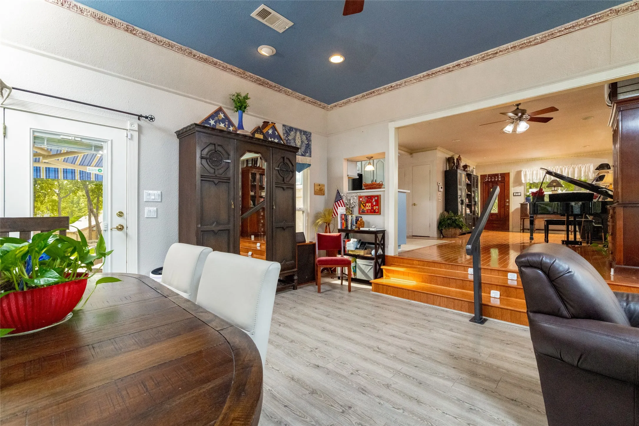 Another cozy hangout with warm floors and tons of natural light.