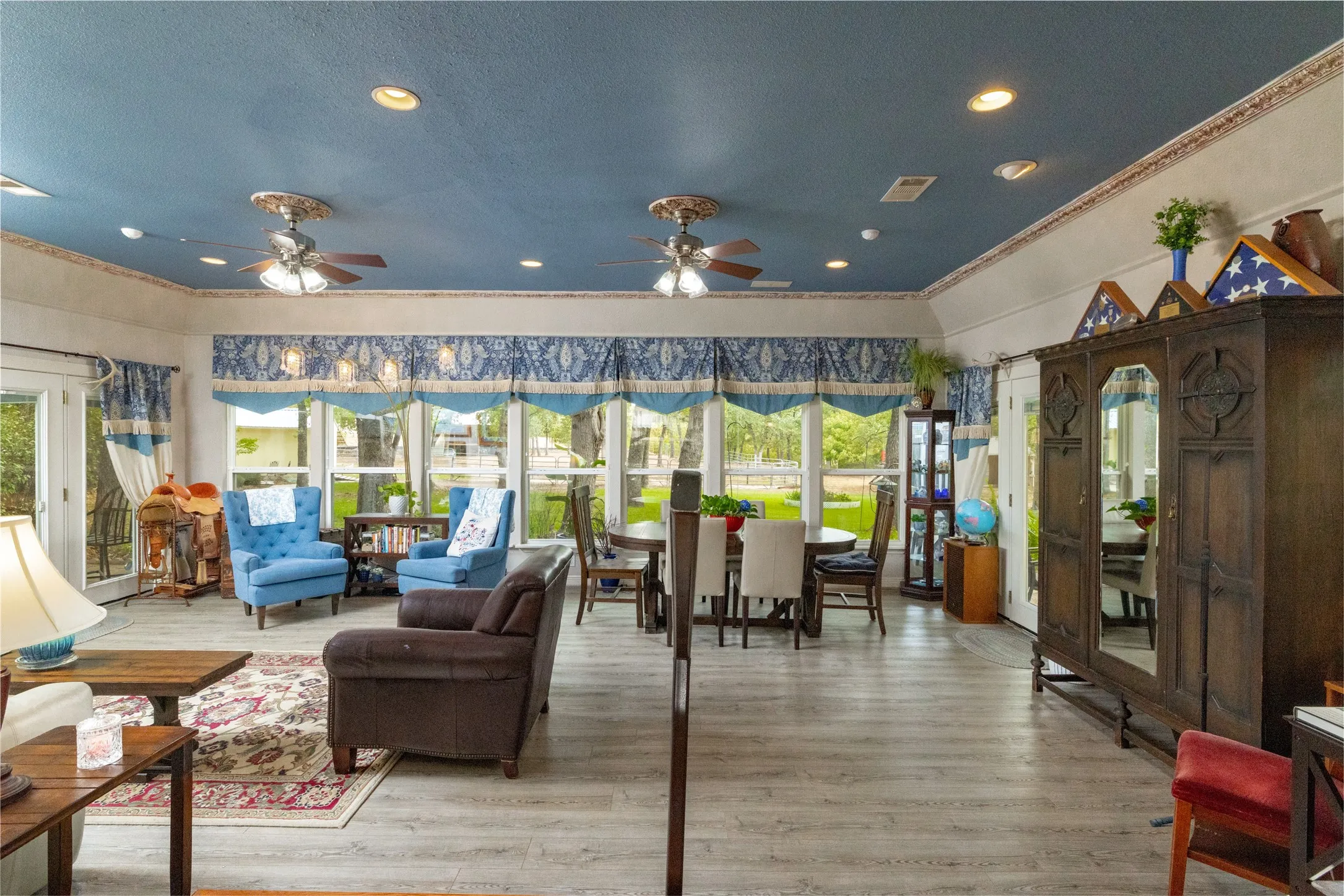 Sunlight everywhere in this family room. Perfect spot for morning coffee.