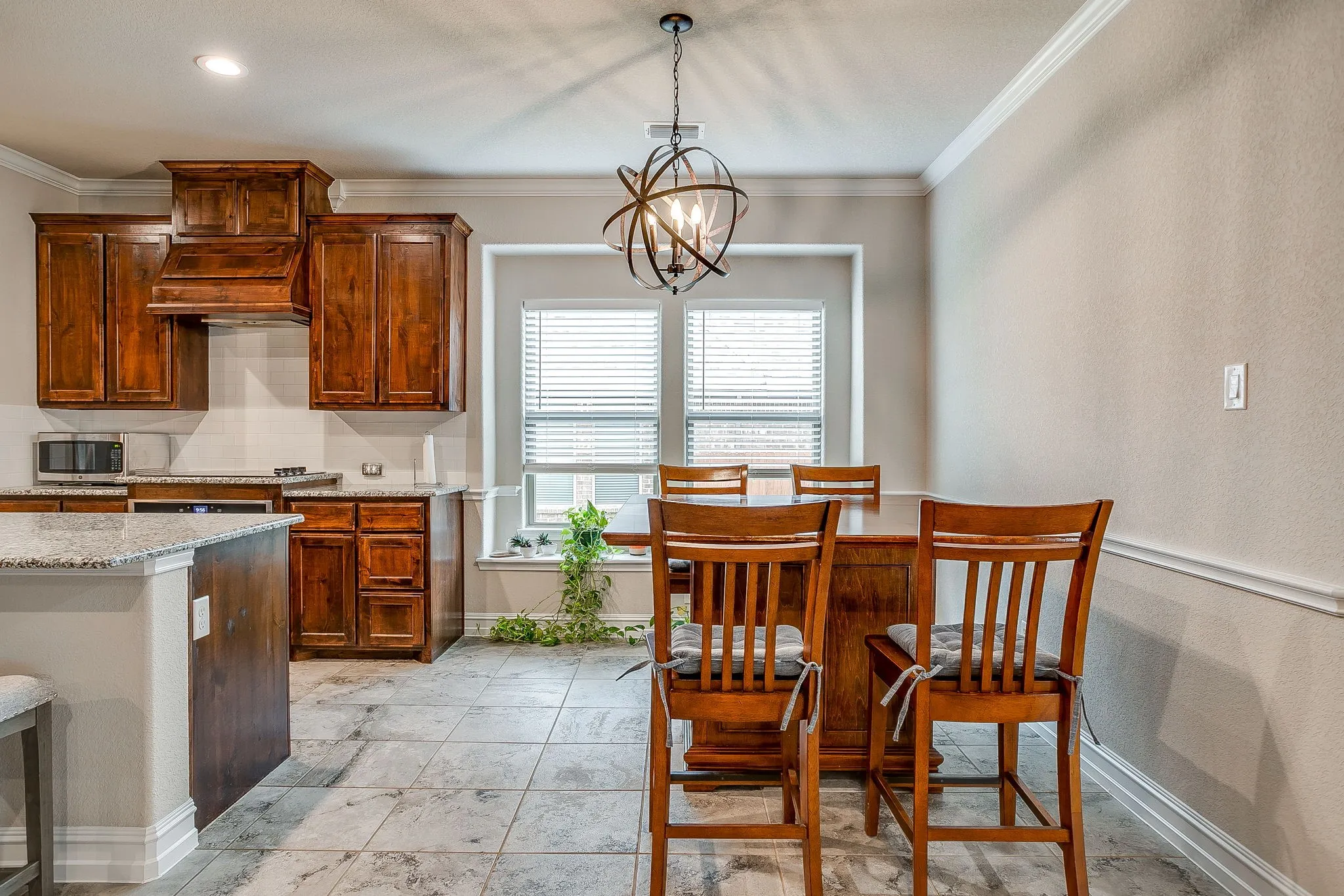 Single Family Residence For Sale in Johnson County , 3005 Nob Hill Drive, Burleson, Texas 76028, 4 Bedroom, 3 Bathroom, 3 Garage spaces, 2,861 Sqft, built in 2021, mls#21378498, Real Estate Agent in Burleson, Homes For Sale in Johnson county, Homes For Sale in Burleson, Realtor in Burleson Texas, Real Estate Brokerage Independent Realty Texas, Luminita Cordes Realtor