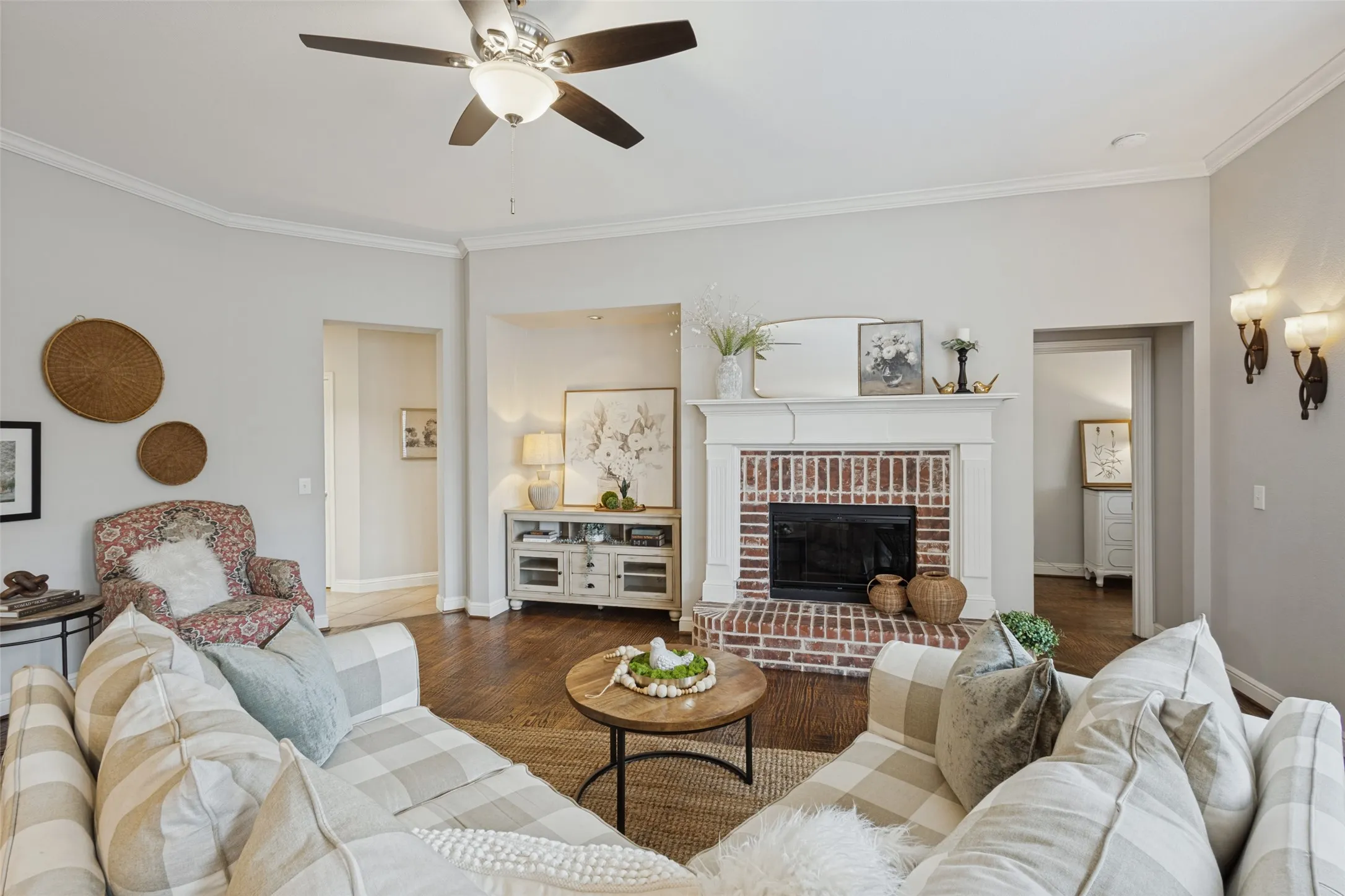Single Family Residence For Sale in Collin County , 7320 Chadwick Drive, Mc Kinney, Texas 75072, 3 Bedroom, 2 Bathroom, 2 Garage spaces, 2,259 Sqft, built in 2001, mls#21379152, Real Estate Agent in Mc Kinney, Homes For Sale in Collin county, Homes For Sale in Mc Kinney, Realtor in Mc Kinney Texas, Real Estate Brokerage Independent Realty Texas, Luminita Cordes Realtor