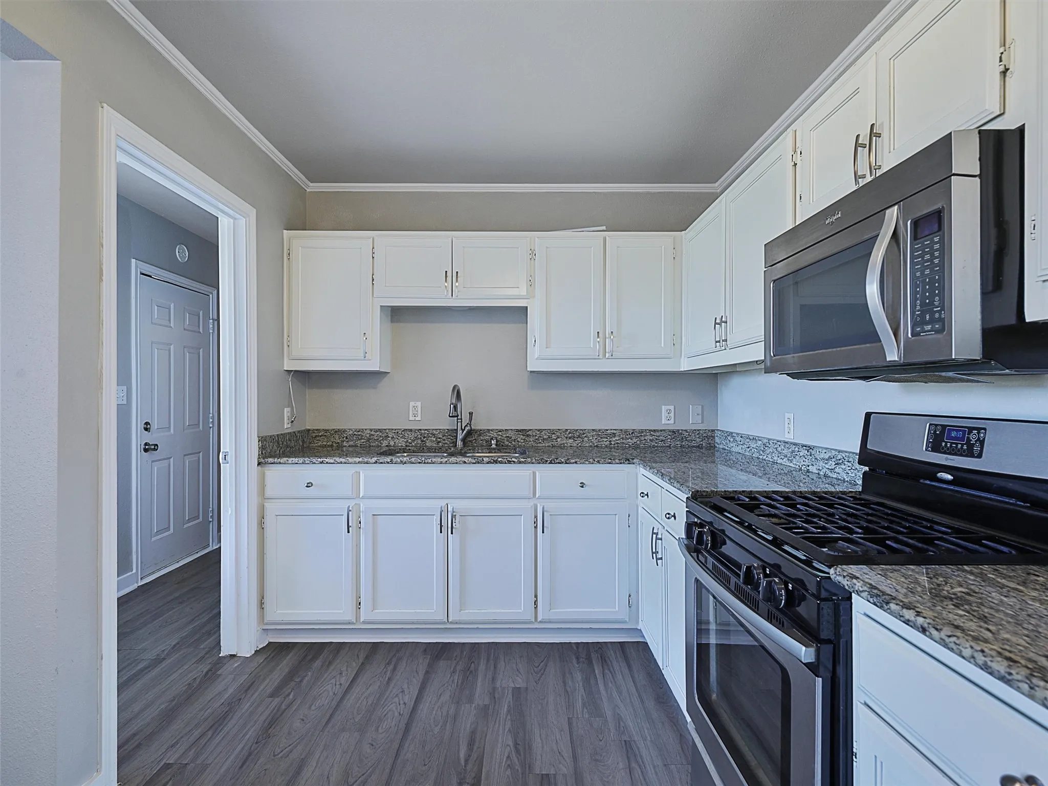 Single Family Residence For Rent in Grayson County , 707 Doris Lane, Gunter, Texas 75058, 3 Bedroom, 2 Bathroom, 2 Garage spaces, 1,249 Sqft, built in 2000, mls#21379193, Real Estate Agent in Gunter, Homes For Rent in Grayson county, Homes For Rent in Gunter, Realtor in Gunter Texas, Real Estate Brokerage Independent Realty Texas, Luminita Cordes Realtor