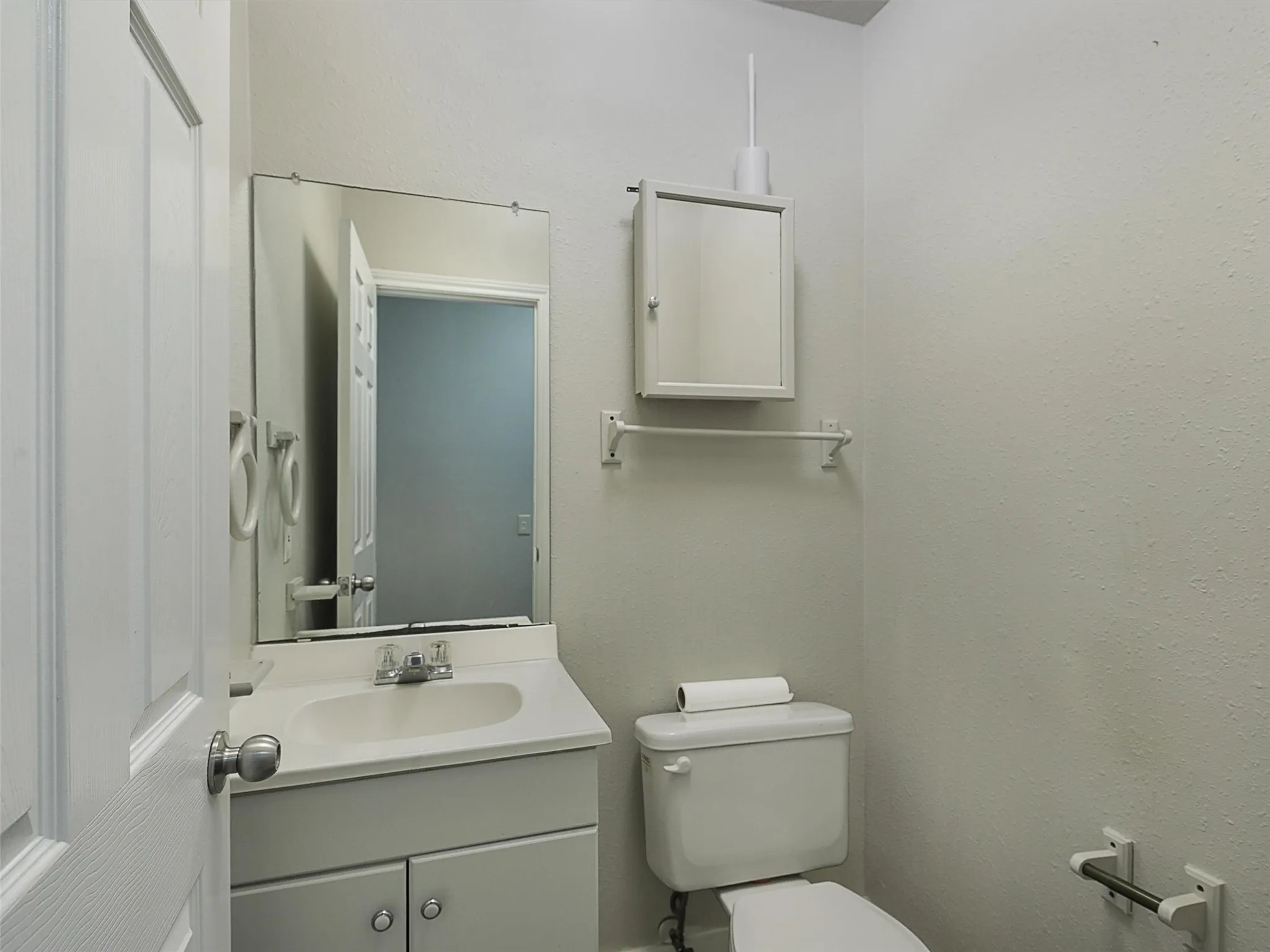 Single Family Residence For Rent in Grayson County , 707 Doris Lane, Gunter, Texas 75058, 3 Bedroom, 2 Bathroom, 2 Garage spaces, 1,249 Sqft, built in 2000, mls#21379193, Real Estate Agent in Gunter, Homes For Rent in Grayson county, Homes For Rent in Gunter, Realtor in Gunter Texas, Real Estate Brokerage Independent Realty Texas, Luminita Cordes Realtor