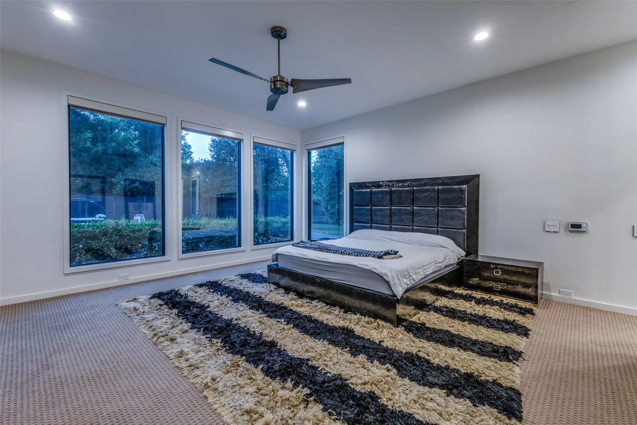 Single Family Residence For Sale in Dallas County , 6321 Spring Valley Road, Dallas, Texas 75254, 5 Bedroom, 5 Bathroom, 2 Garage spaces, 4,982 Sqft, built in 1984, mls#21375753, Real Estate Agent in Dallas, Homes For Sale in Dallas county, Homes For Sale in Dallas, Realtor in Dallas Texas, Real Estate Brokerage Independent Realty Texas, Luminita Cordes Realtor