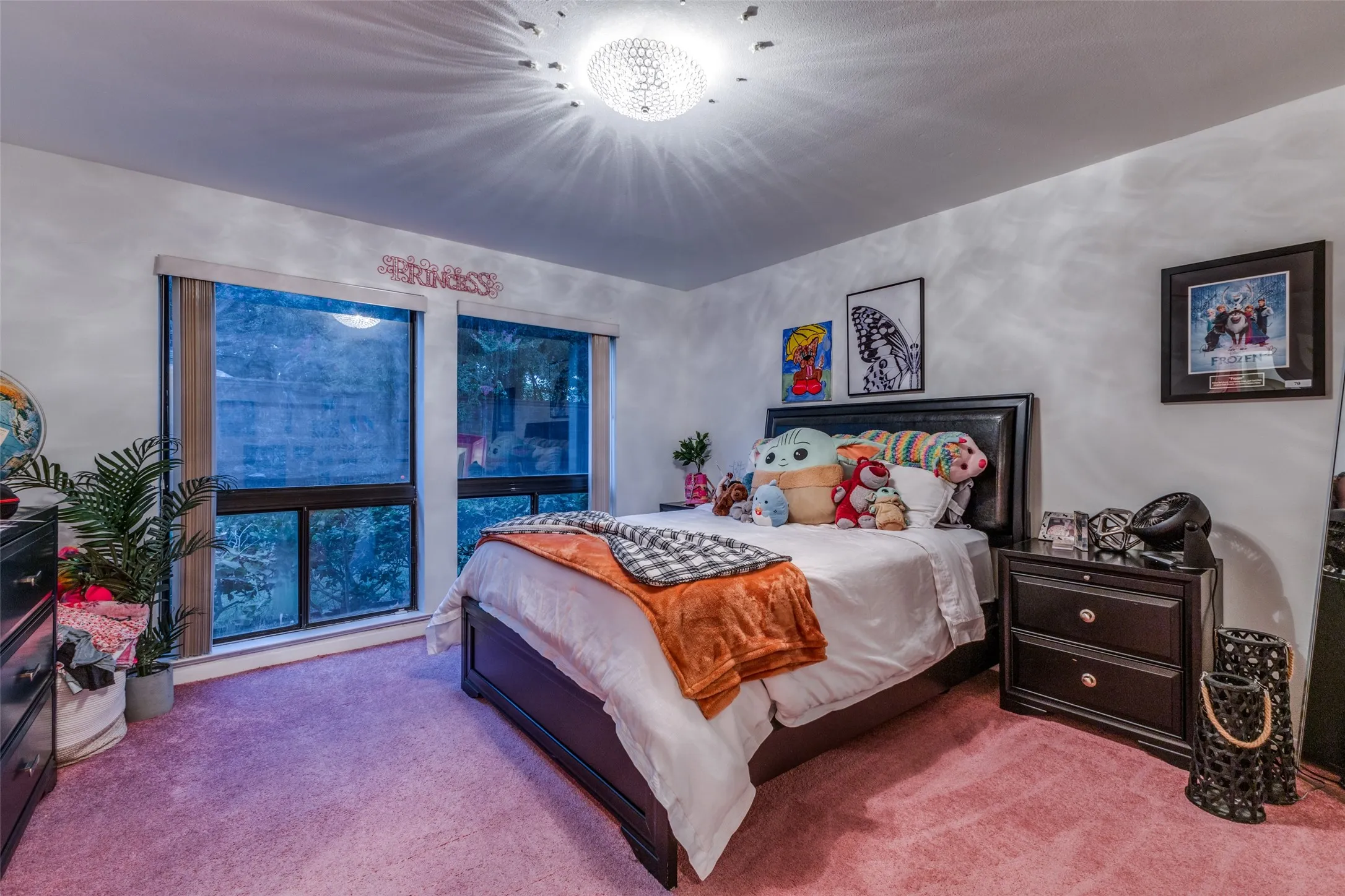 Single Family Residence For Sale in Dallas County , 6321 Spring Valley Road, Dallas, Texas 75254, 5 Bedroom, 5 Bathroom, 2 Garage spaces, 4,982 Sqft, built in 1984, mls#21375753, Real Estate Agent in Dallas, Homes For Sale in Dallas county, Homes For Sale in Dallas, Realtor in Dallas Texas, Real Estate Brokerage Independent Realty Texas, Luminita Cordes Realtor