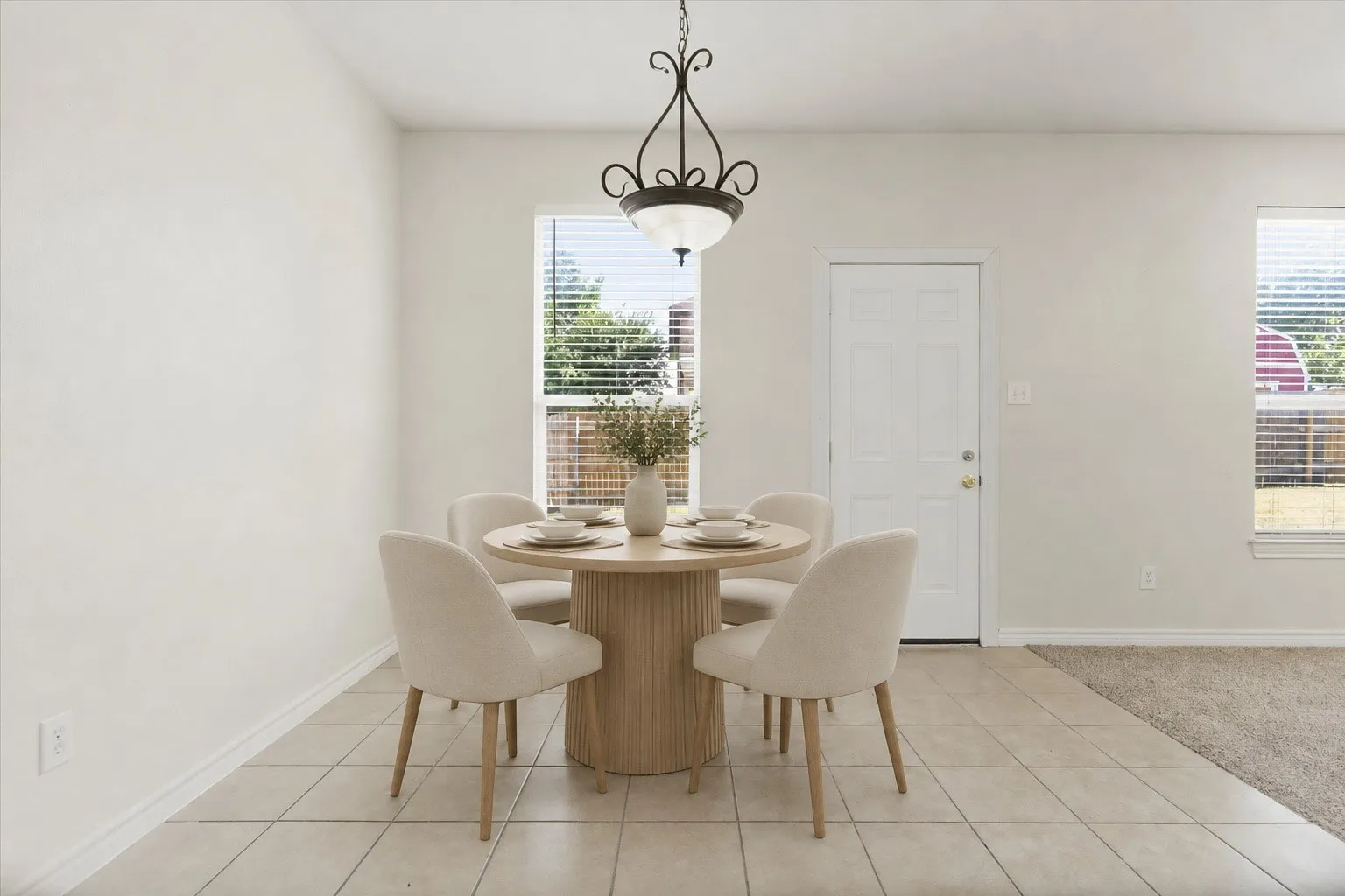 Breakfast Room