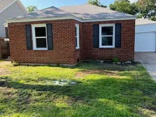 Single Family Residence For Rent in Tarrant County , 2704 W Bewick Street, Fort Worth, Texas 76109, 2 Bedroom, 1 Bathroom, Garage spaces, 1,032 Sqft, built in 1947, mls#21376662, Real Estate Agent in Fort Worth, Homes For Rent in Tarrant county, Homes For Rent in Fort Worth, Realtor in Fort Worth Texas, Real Estate Brokerage Independent Realty Texas, Luminita Cordes Realtor