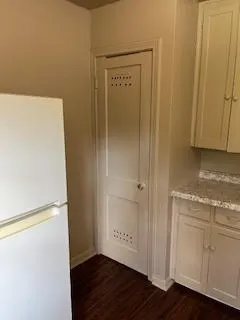 Single Family Residence For Rent in Tarrant County , 2704 W Bewick Street, Fort Worth, Texas 76109, 2 Bedroom, 1 Bathroom, Garage spaces, 1,032 Sqft, built in 1947, mls#21376662, Real Estate Agent in Fort Worth, Homes For Rent in Tarrant county, Homes For Rent in Fort Worth, Realtor in Fort Worth Texas, Real Estate Brokerage Independent Realty Texas, Luminita Cordes Realtor