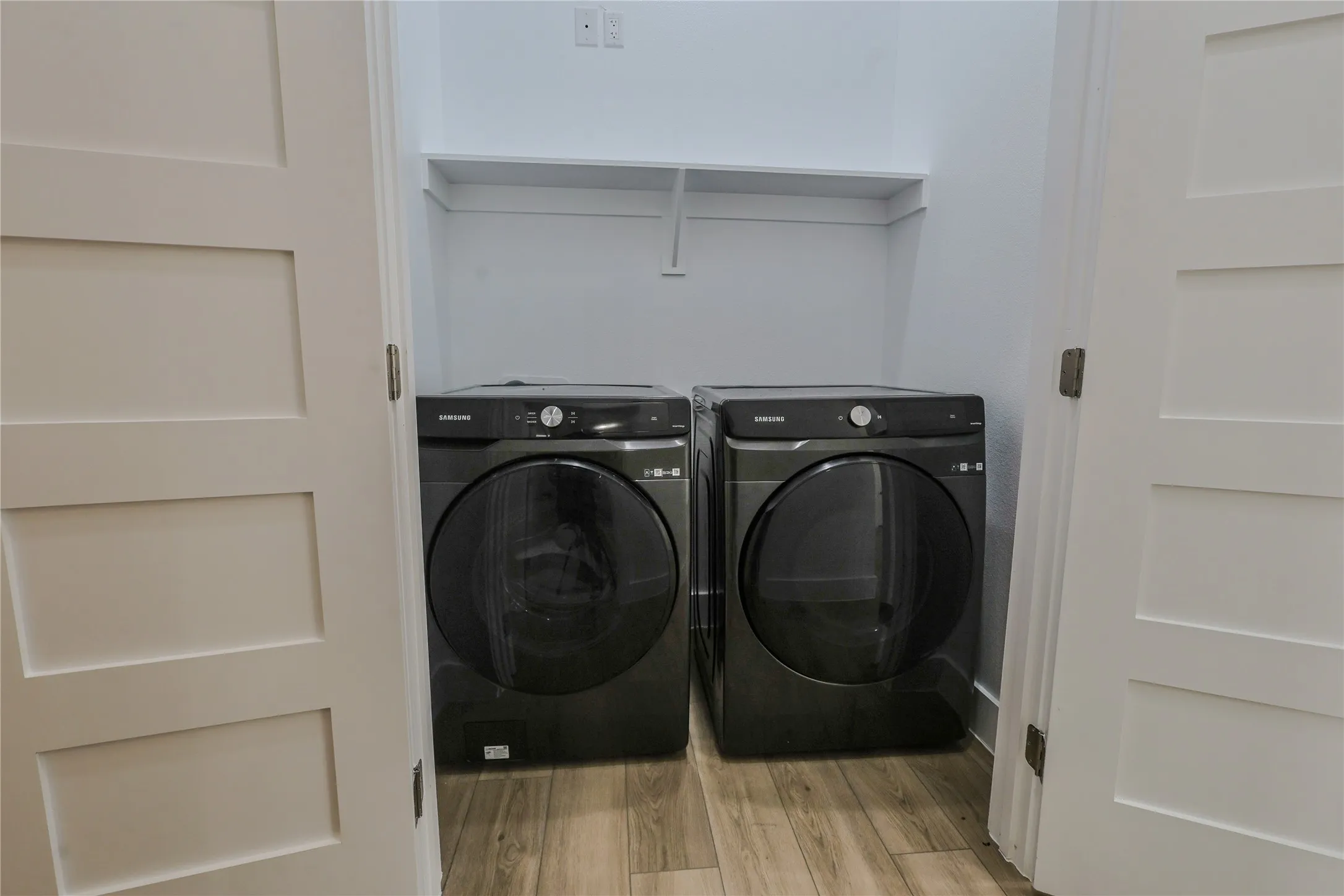 Single Family Residence For Rent in Ellis County , 609 N Getzendaner Avenue, Waxahachie, Texas 75165, 3 Bedroom, 2 Bathroom, 1 Garage spaces, 1,320 Sqft, built in 2026, mls#21379197, Real Estate Agent in Waxahachie, Homes For Rent in Ellis county, Homes For Rent in Waxahachie, Realtor in Waxahachie Texas, Real Estate Brokerage Independent Realty Texas, Luminita Cordes Realtor